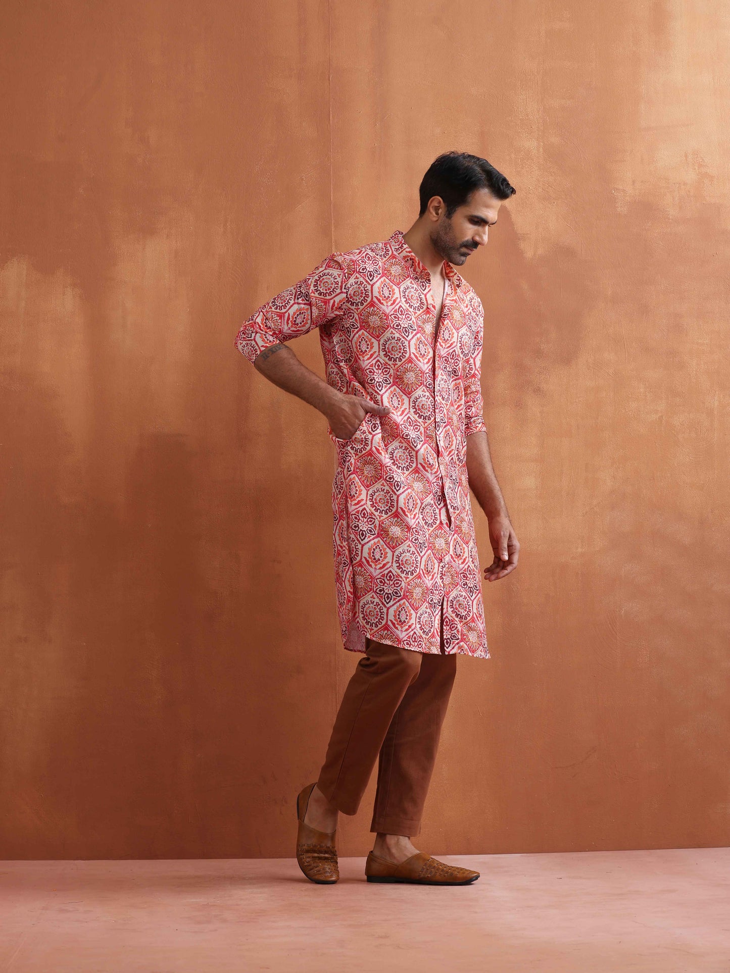 trueBrowns Men's Beige Printed Front Open Kurta | Swadesiicart