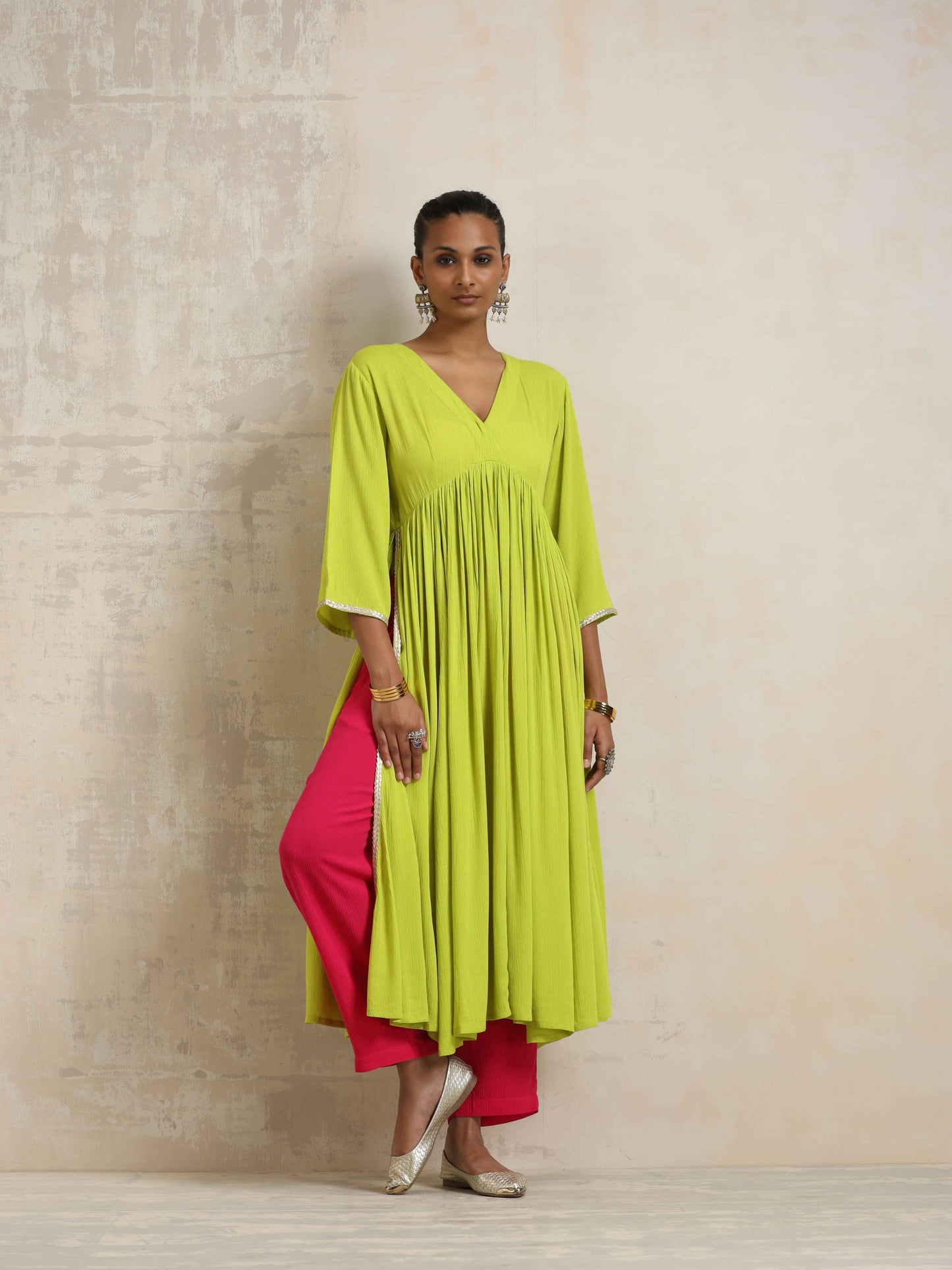 trueBrowns Lime Crinkle Anarkali Flared Kurta Set | Swadesiicart