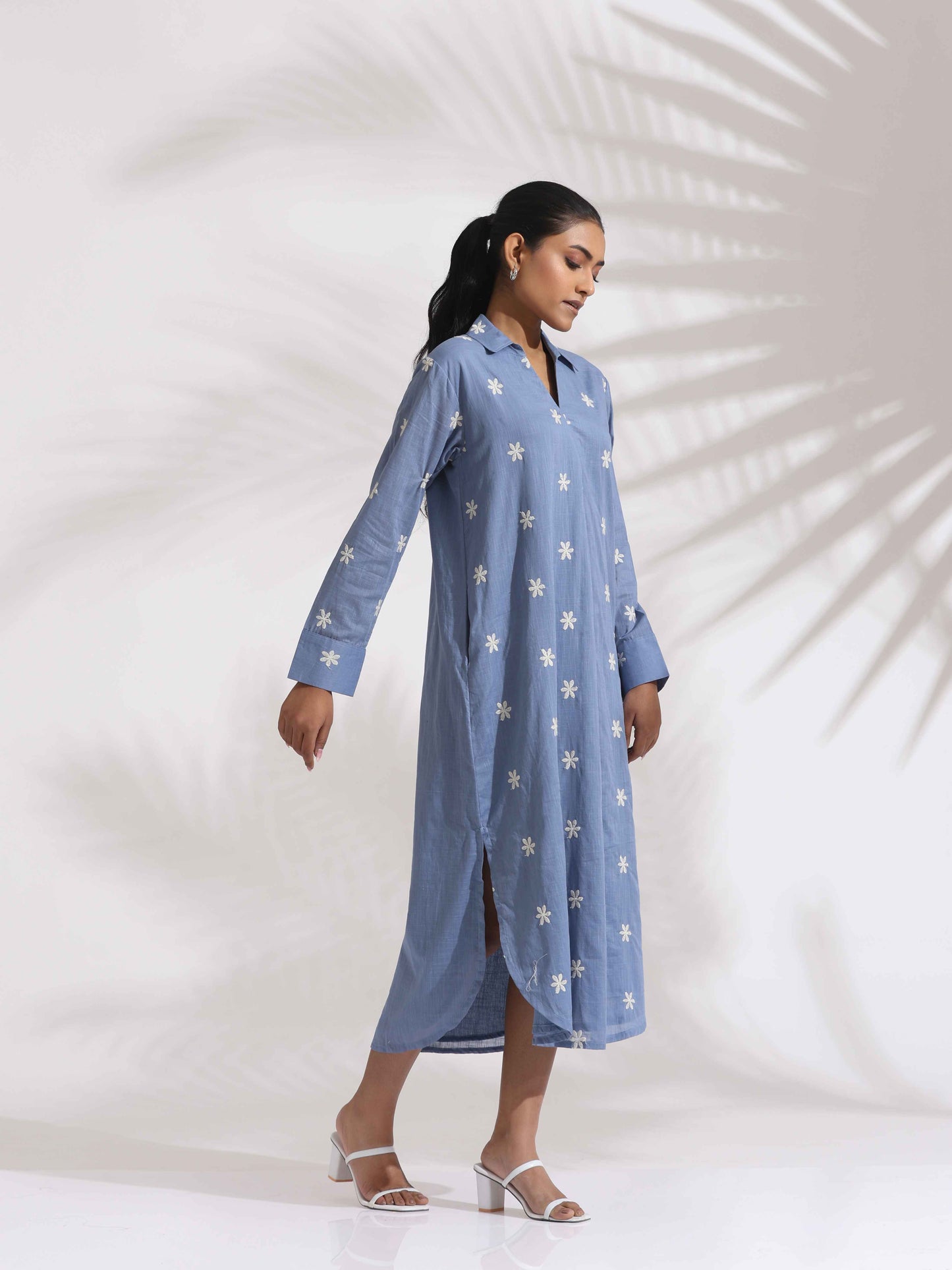 trueBrowns Blue Cotton Floral Embroidered Dress | Swadesiicart