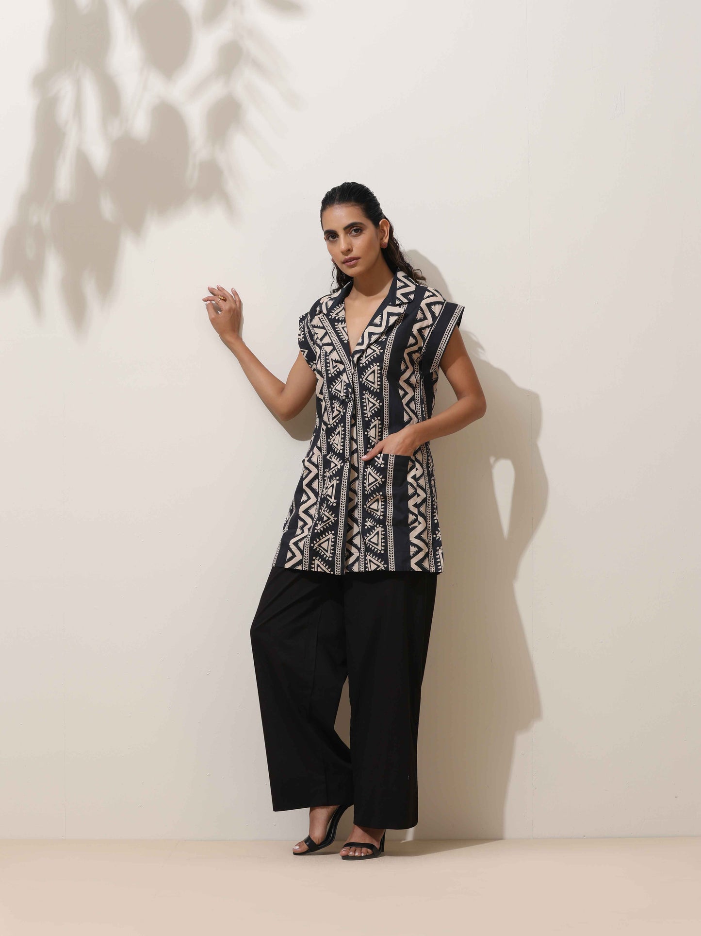 trueBrowns Beige Cotton Geometric Print Jacket Co-ord Set - Swadesiicart