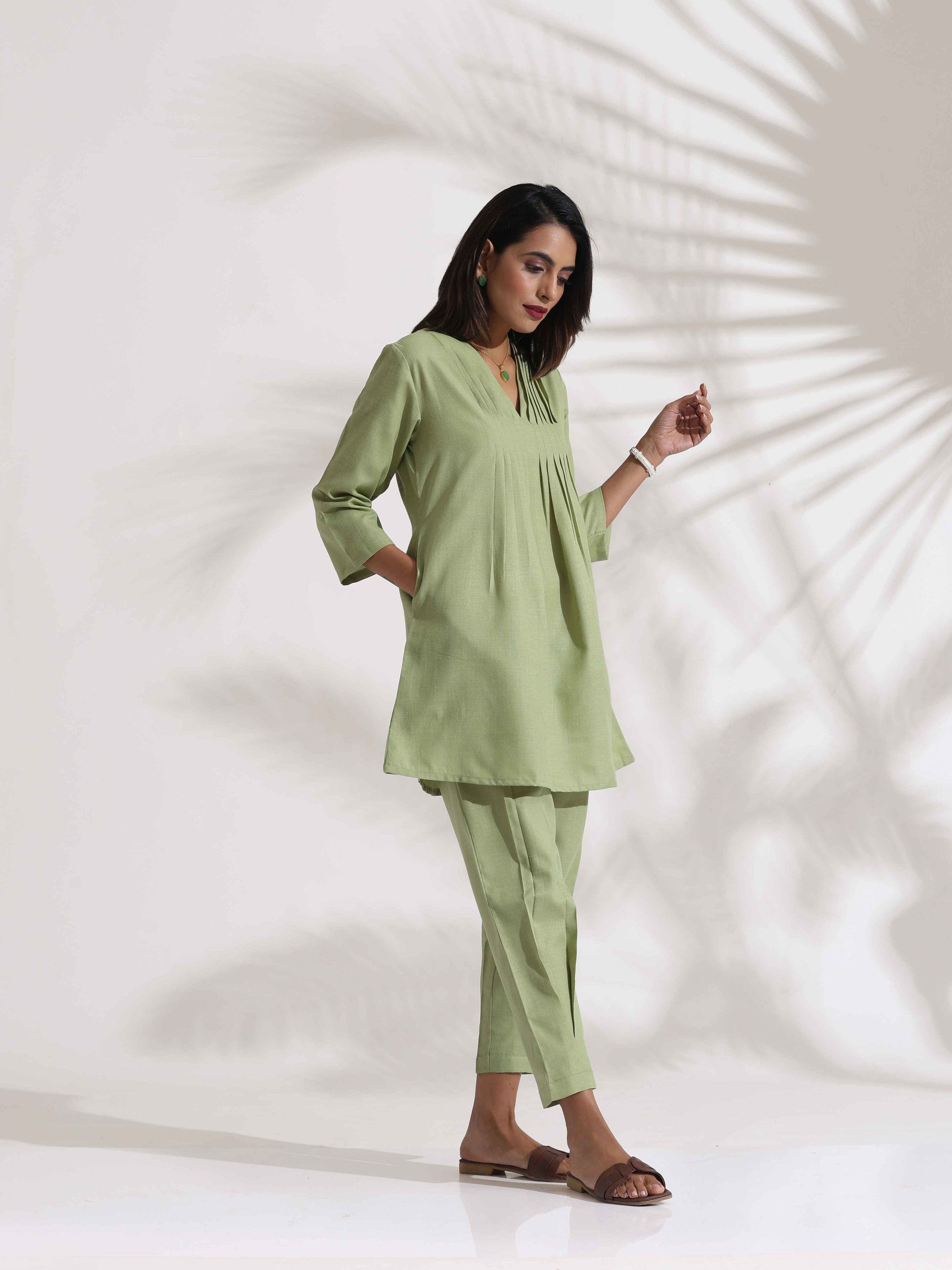 trueBrowns Green Slub Pleated Co-ord Set - Swadesiicart