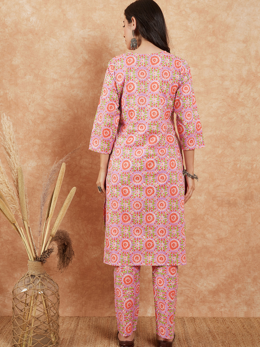 InWeave Women's Mauve Floral Jaal Gota Work Straight Kurta Pant Set - Swadesiicart