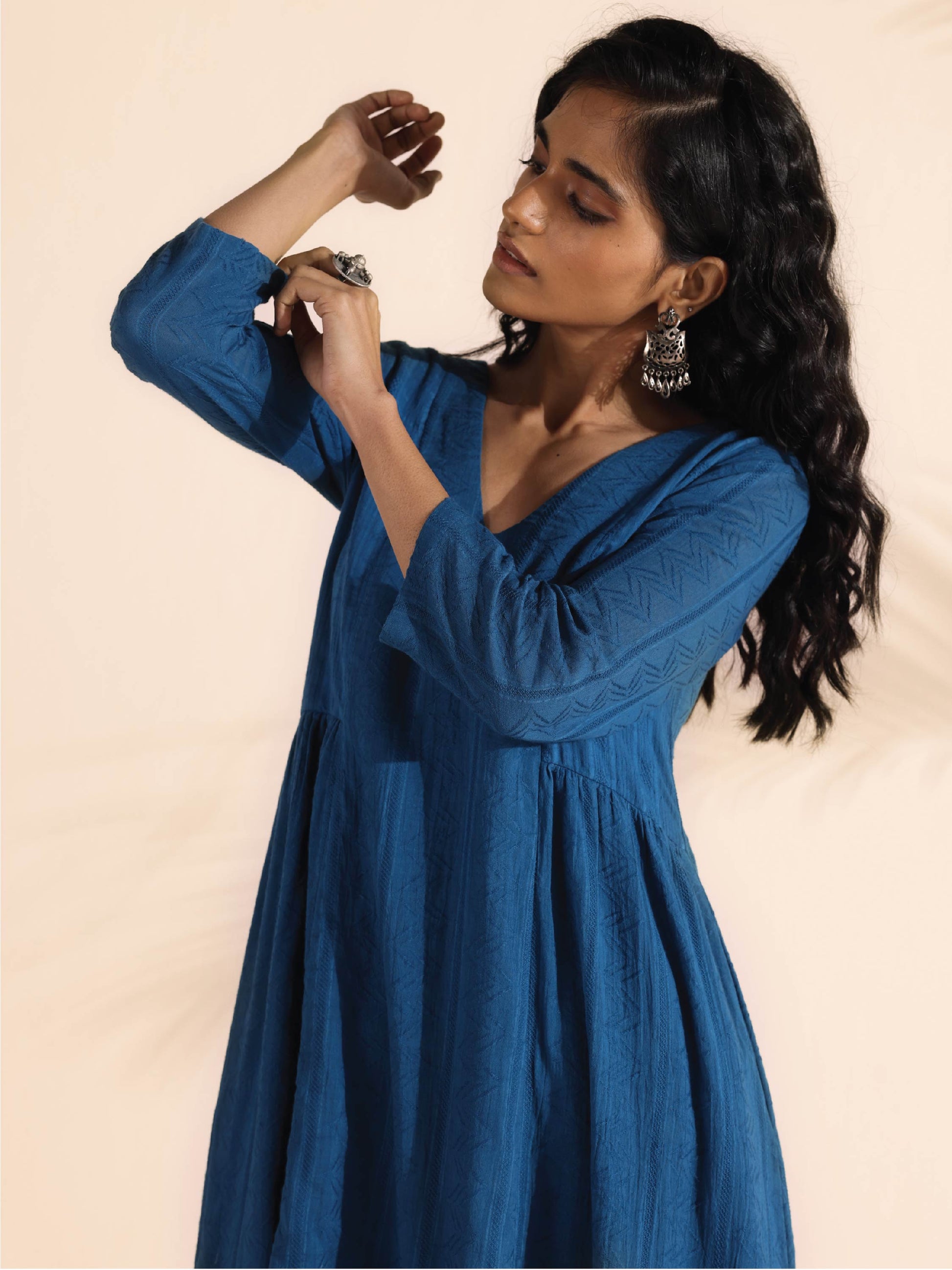 trueBrowns Blue Cotton Dobby Flared Kurta Pant Set | Swadesiicart