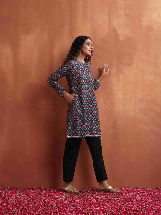 trueBrowns Black Floral Print Co-ord Set - Swadesiicart