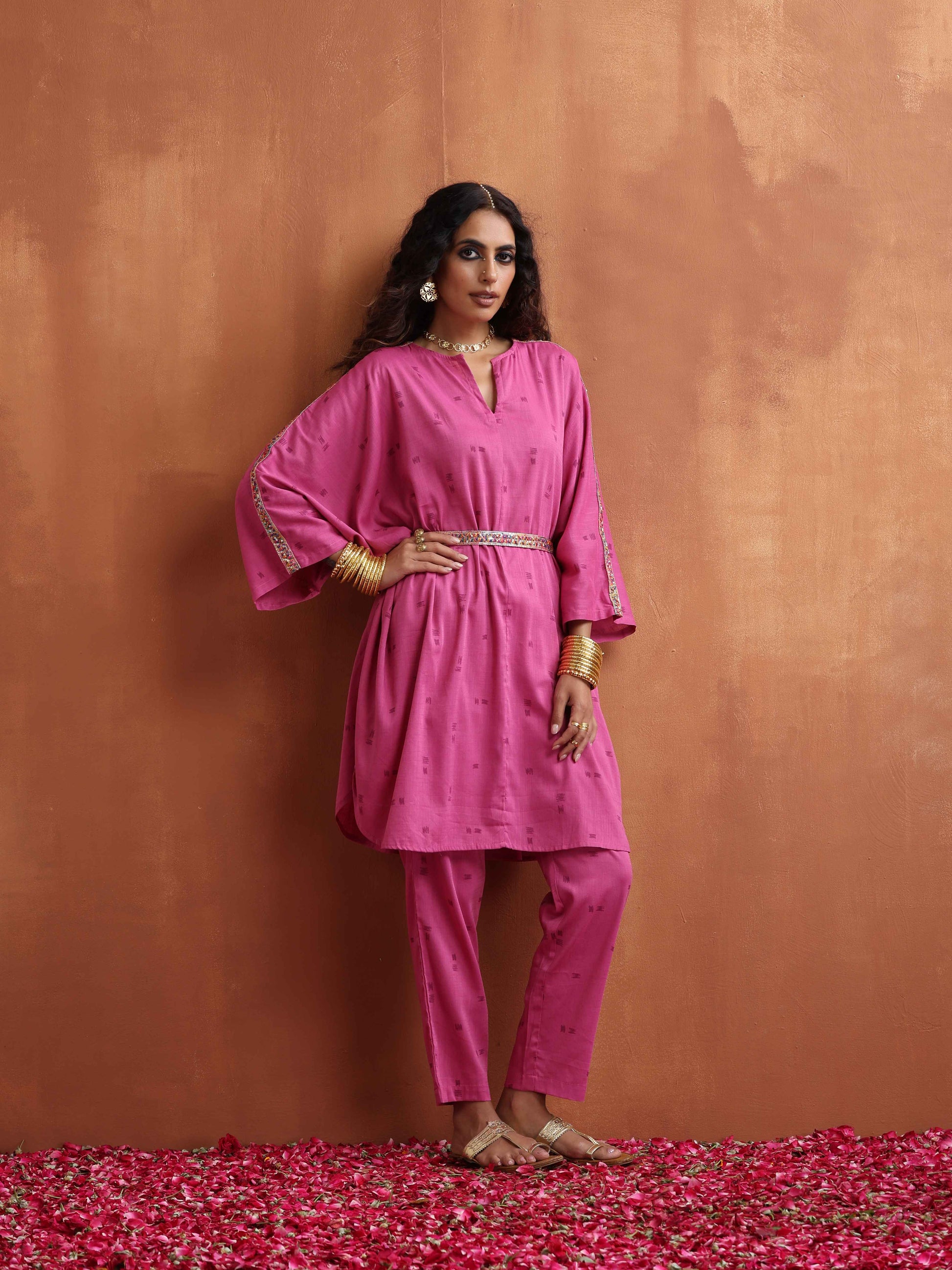 trueBrowns Pink Print Kaftan Kurta Co-ord Set - Swadesiicart