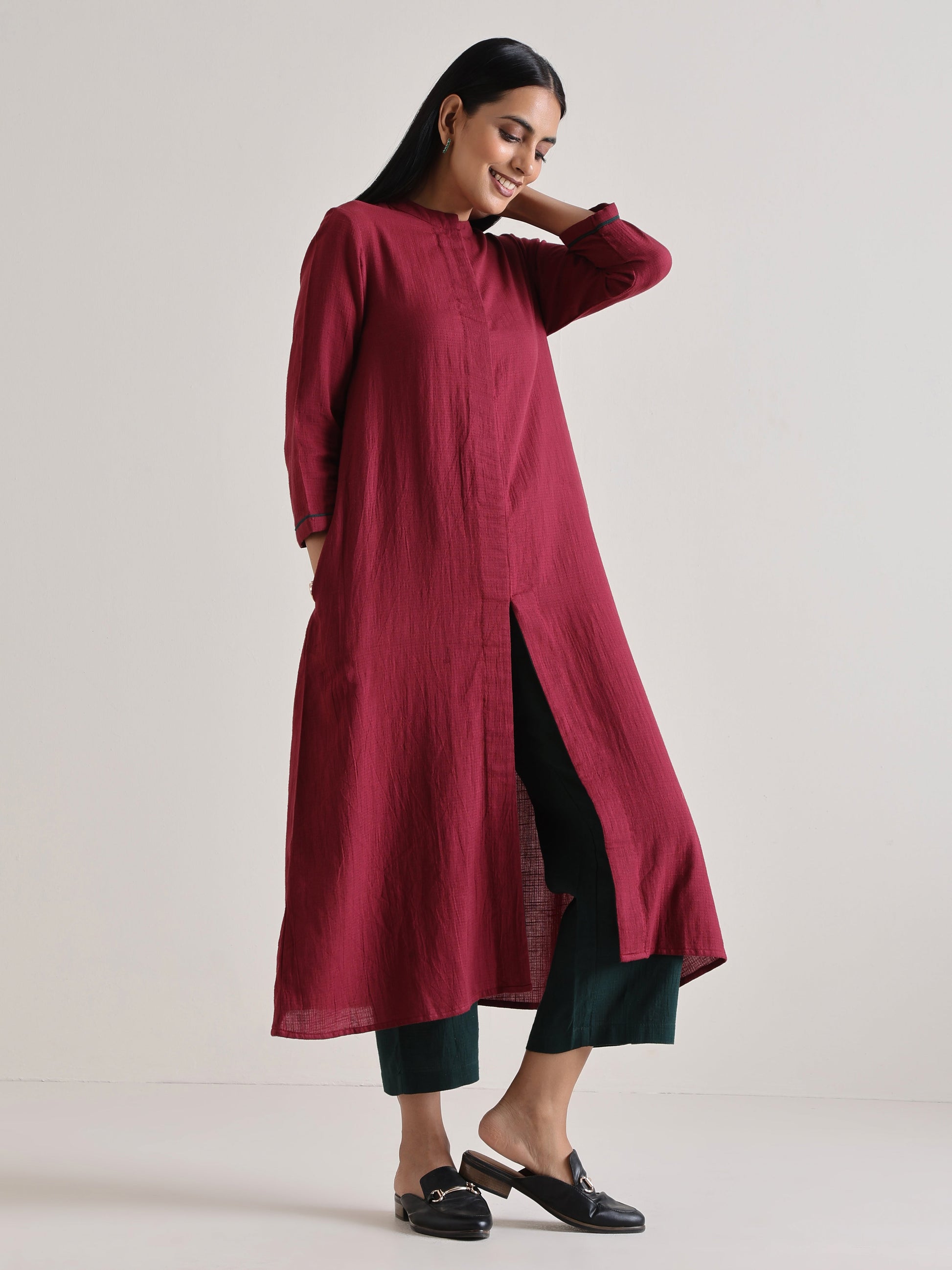 trueBrowns Maroon Placket Kurta Pant Set | Swadesiicart