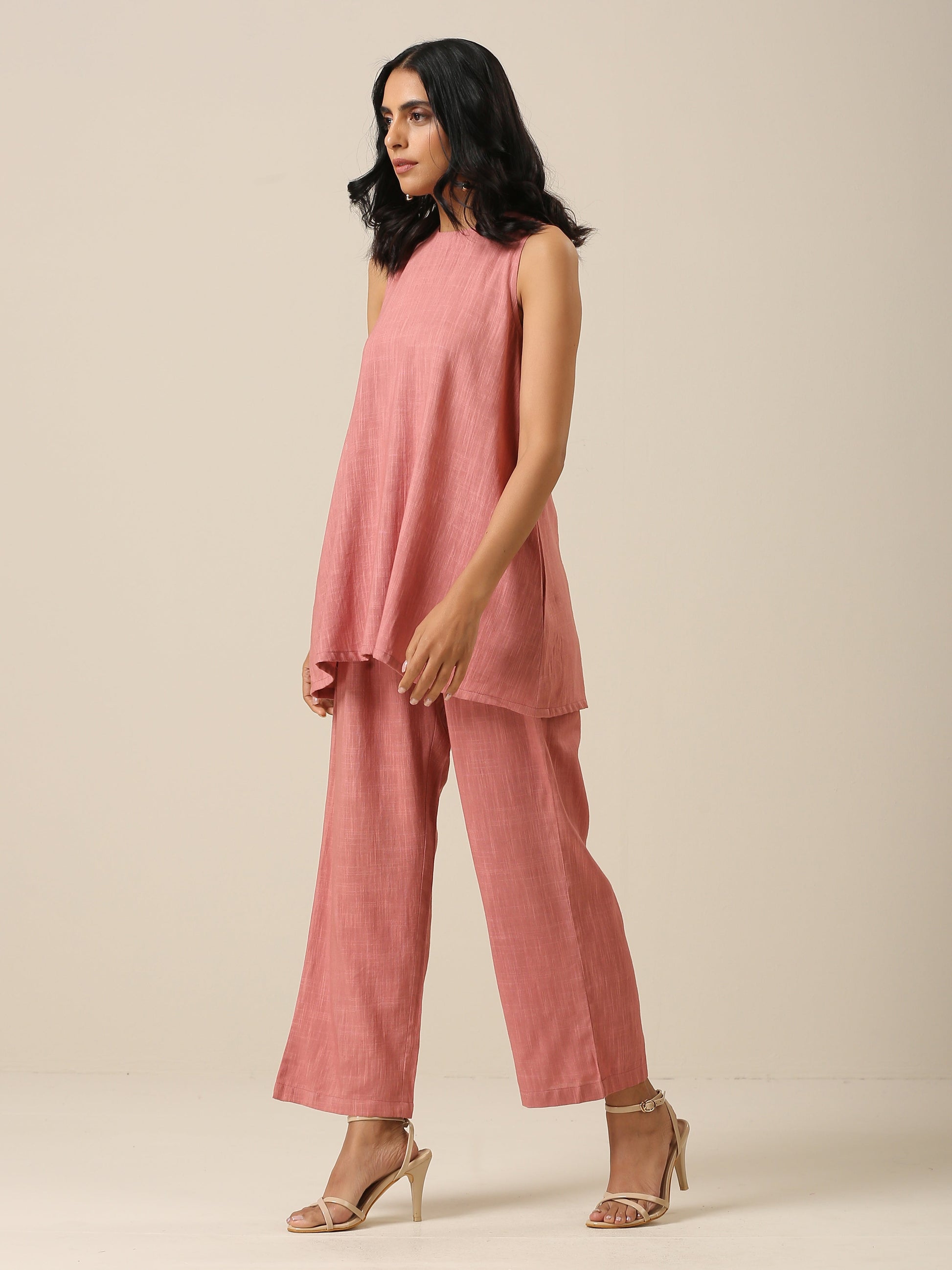 trueBrowns Light Mauve Slub Textured Sleeveless Short Co-Ord Set - Swadesiicart