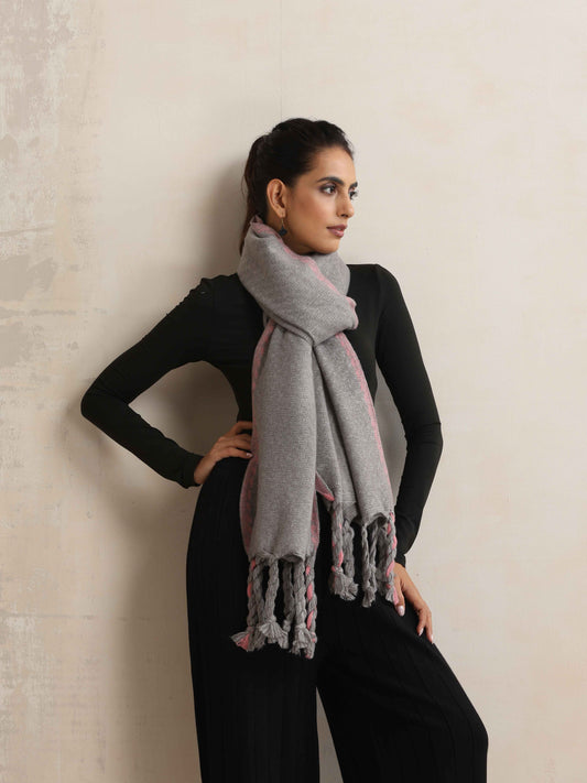 trueBrowns Grey Tassel Woollen Stole | Swadesiicart
