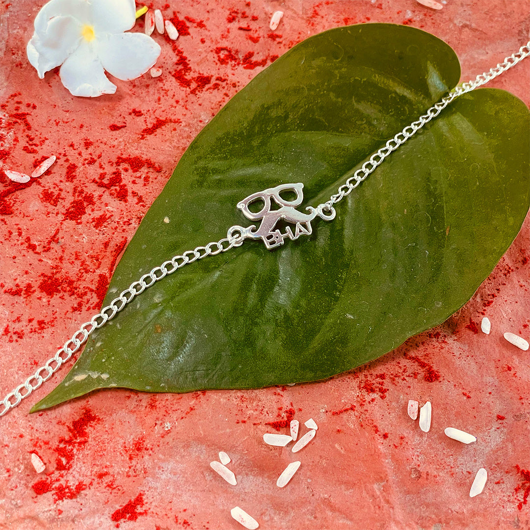 trueBrowns 925 Sterling Silver Chashmish Bhai Silver Chain Rakhi | Swadesiicart