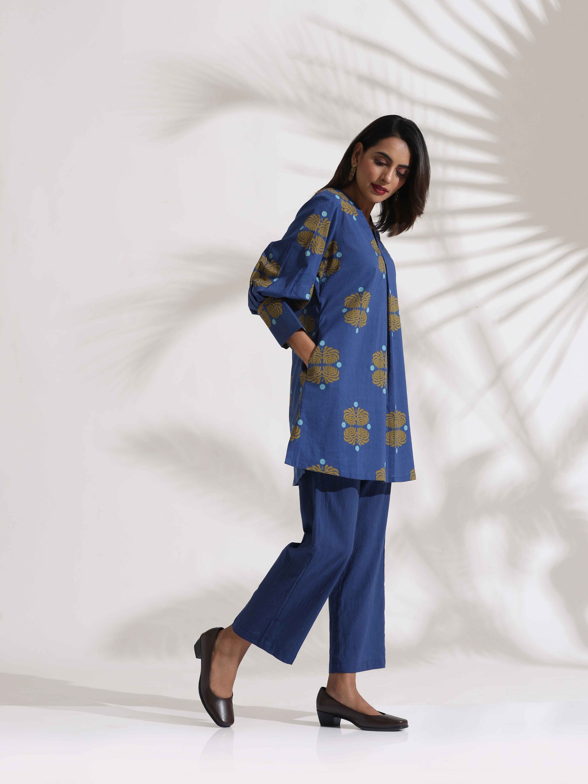 trueBrowns Blue Cotton Print Top & Pants Co-ord Set - Swadesiicart