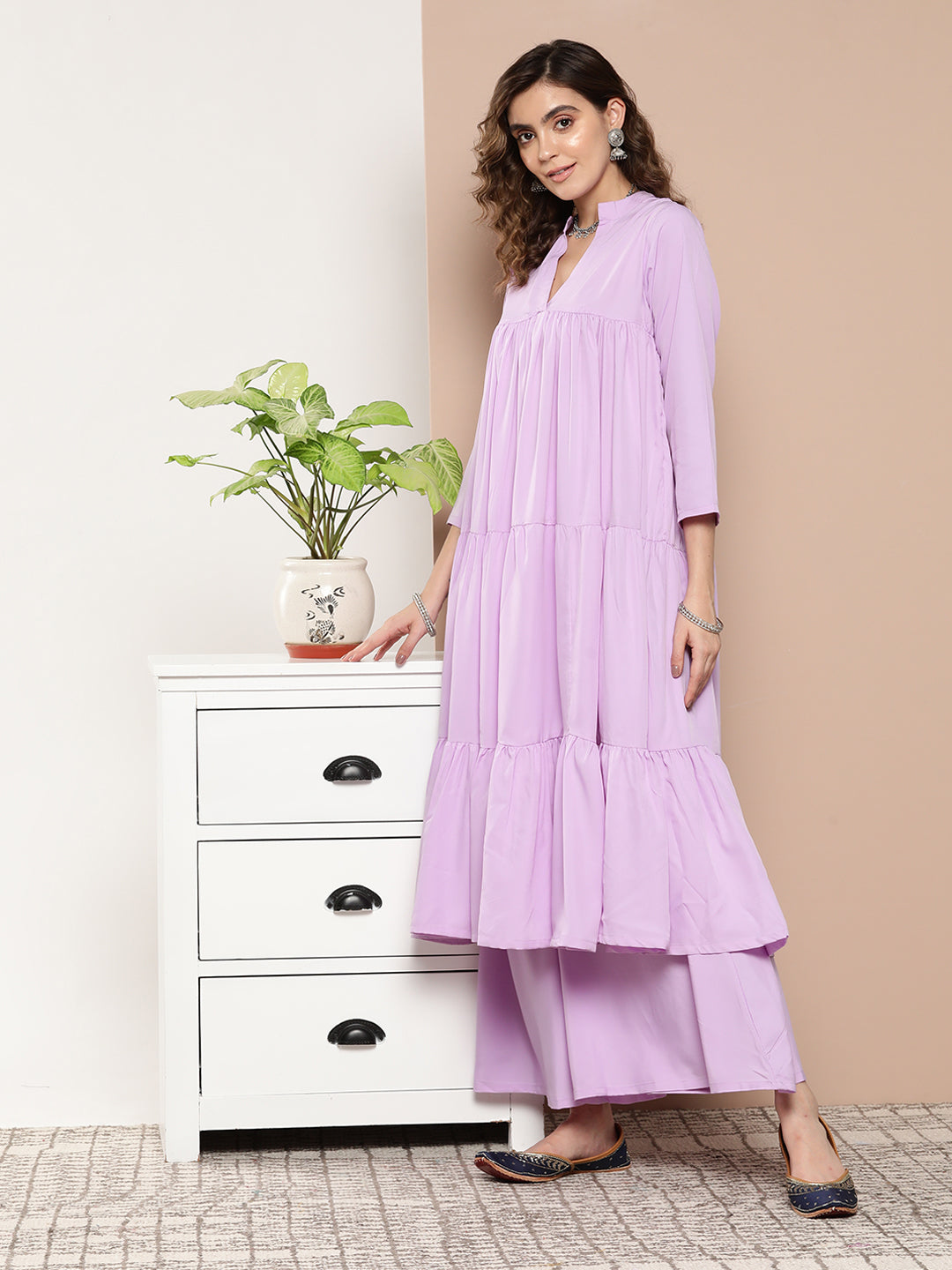 InWeave Women's Mauve Tiered Anarkali Kurta Set - Swadesiicart