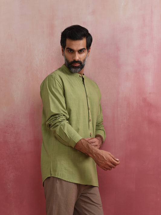 trueBrowns Men's Pista Green Cotton Mandarin Collar Stylized Kurta | Swadesiicart