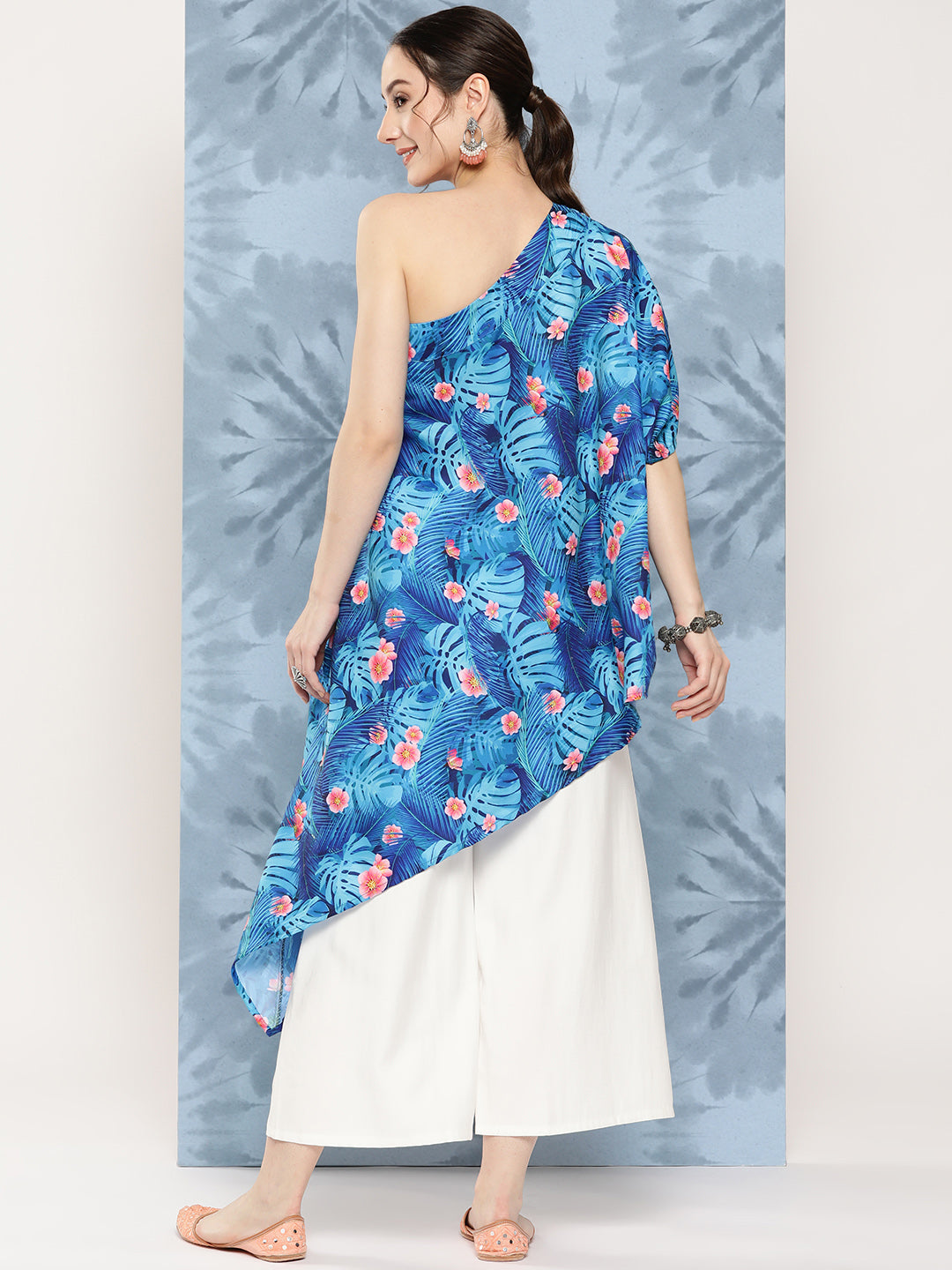 InWeave Women's Blue Pink Japanese Art Oneshoulder Top - Swadesiicart