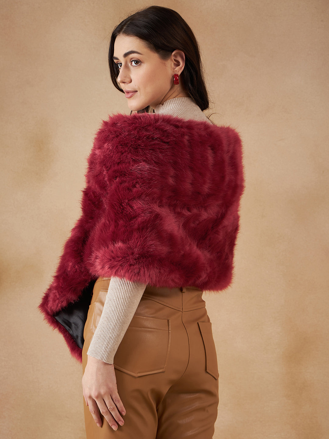 InWeave Women's Bright Rust Fur Cape - Swadesiicart