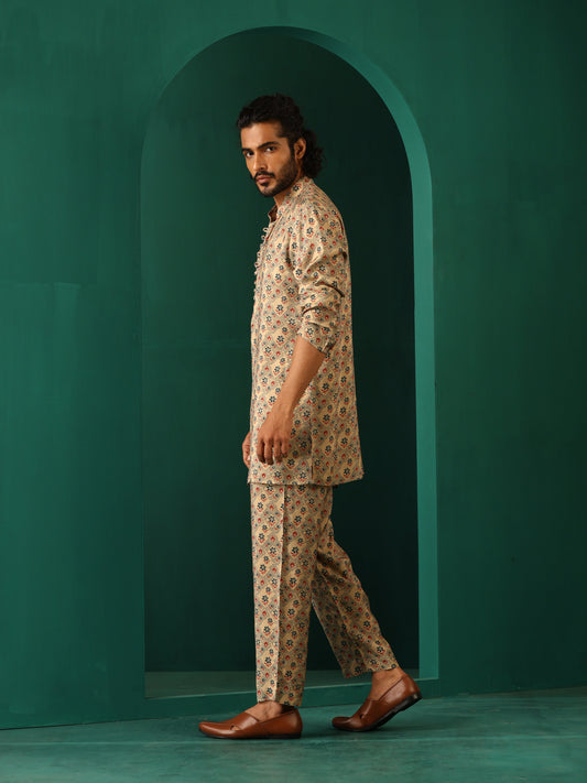 trueBrowns Men's Beige Geometric Muslin Silk Printed Co-ord Set - Swadesiicart