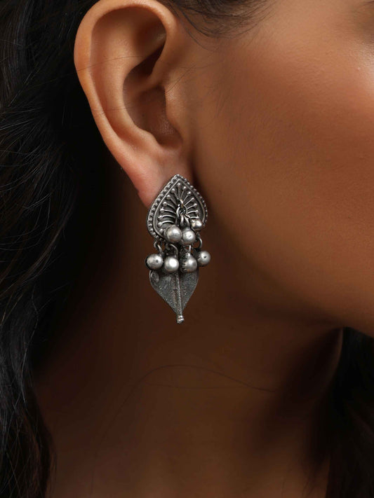 trueBrowns Silver Tone Leaf Stud Earrings - Swadesiicart