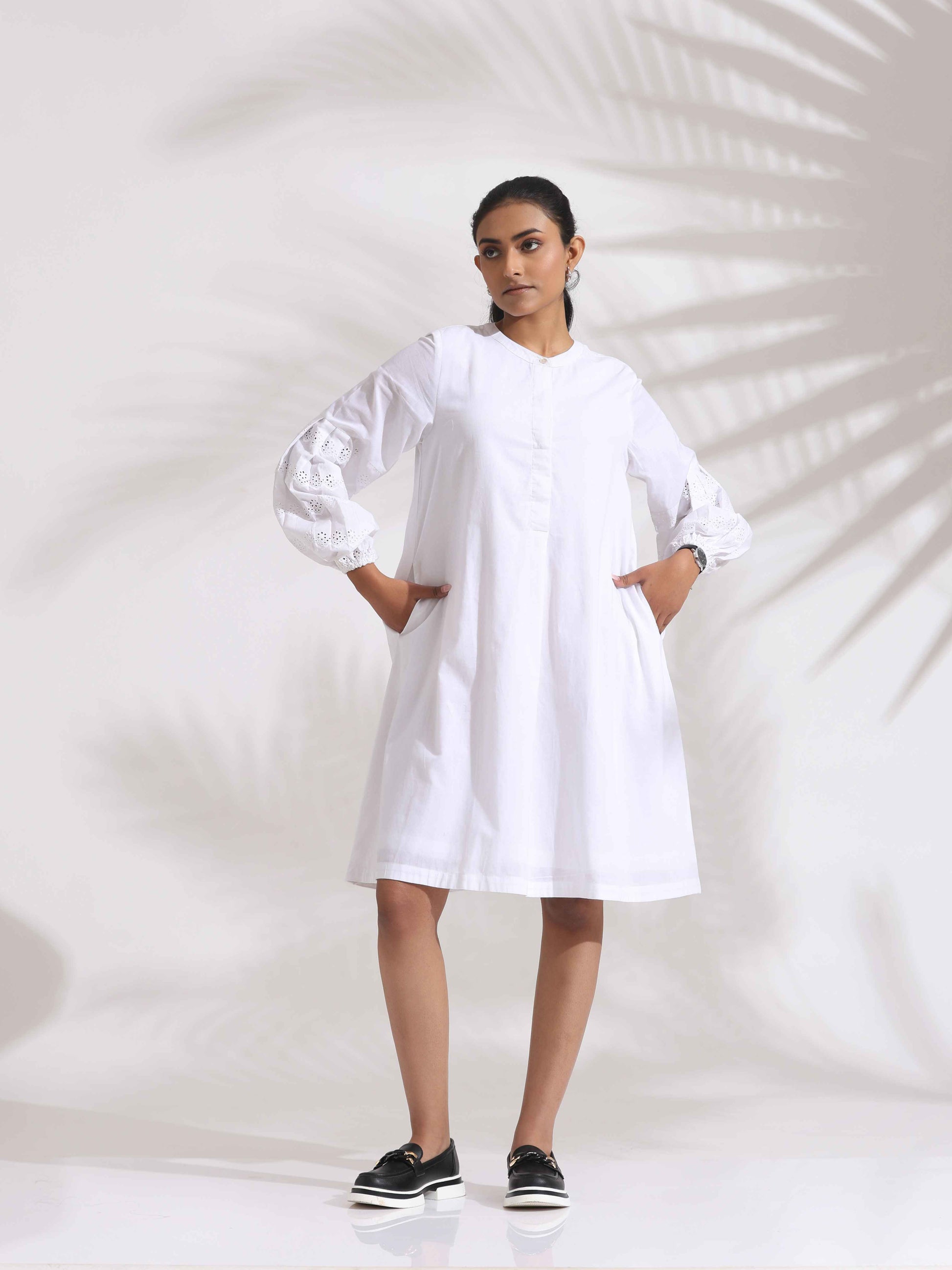 trueBrowns White Cotton Schiffli Short Dress | Swadesiicart