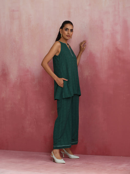 trueBrowns Dark Green Cotton Dobby Kurta Co-ord set - Swadesiicart