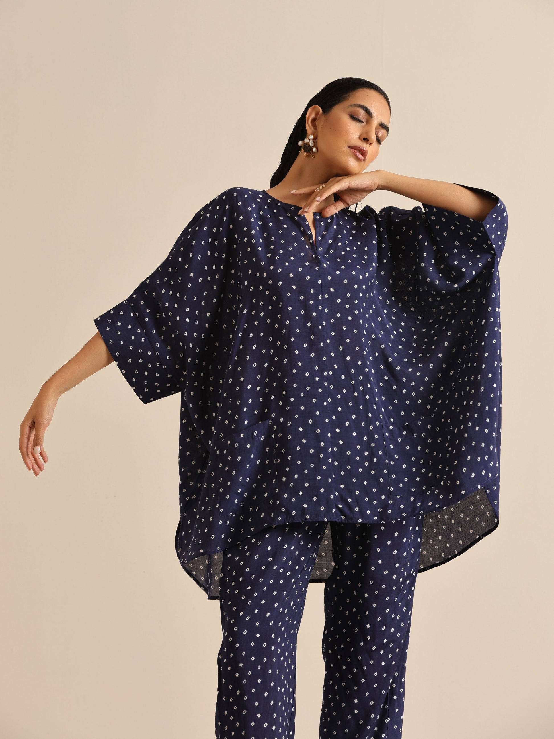 trueBrowns Blue Bandhani Silk Printed Boxy Fit Co-Ord Set - Swadesiicart
