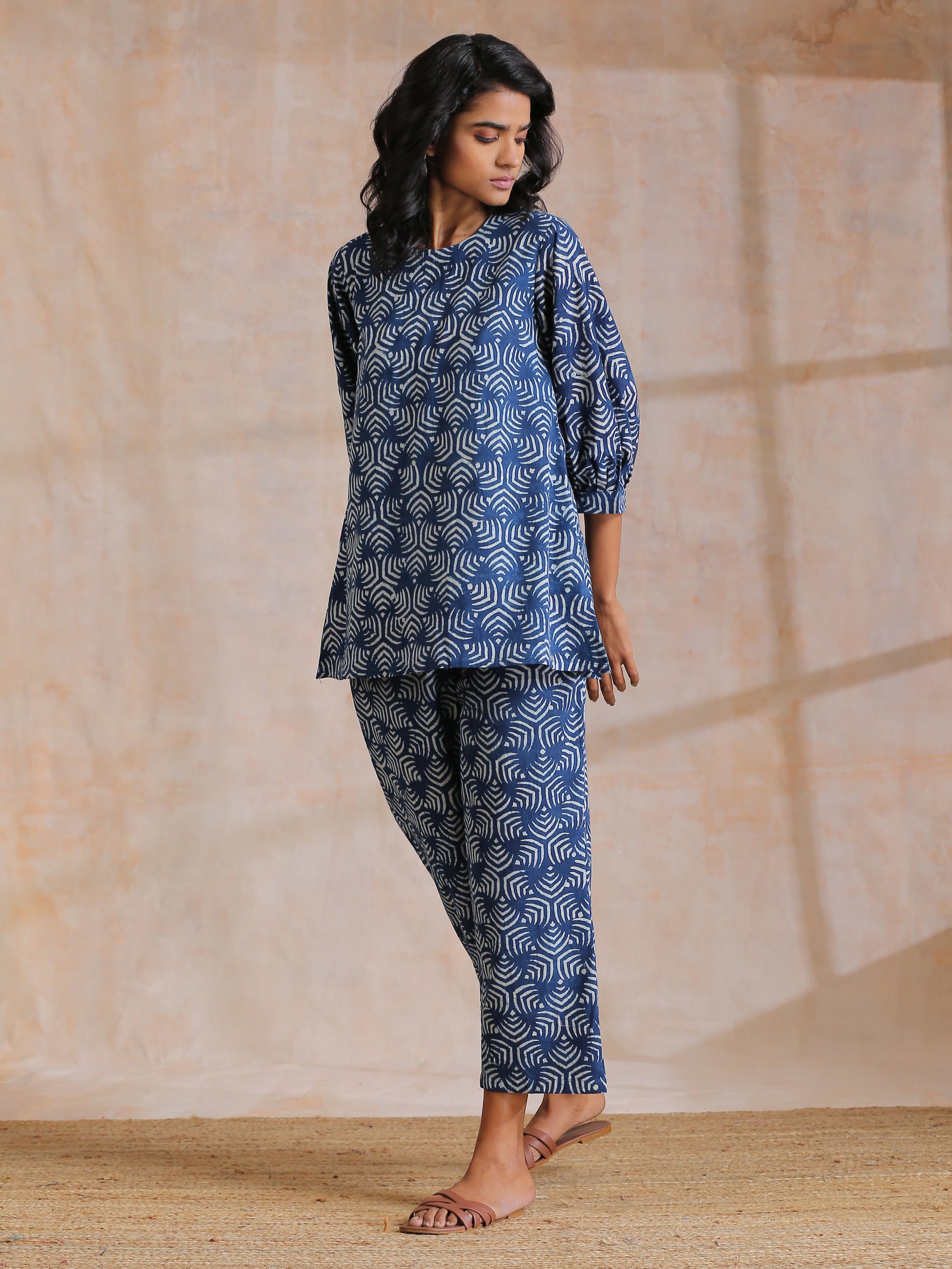 trueBrowns Indigo Dabu Overall Print Cotton Baggy Sleeve Co-Ord Set - Swadesiicart
