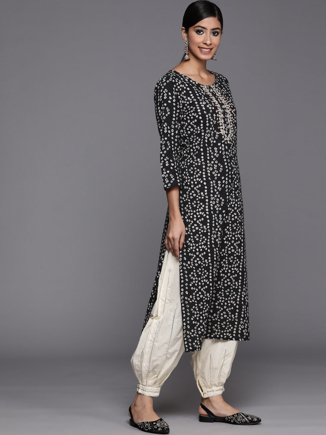 Varanga Black Printed Cotton Kurta Wity Embroidered Yoke | Swadesiicart
