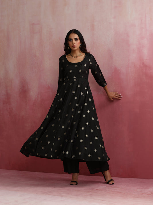 trueBrowns Black Viscose Silk Kurta Set | Swadesiicart