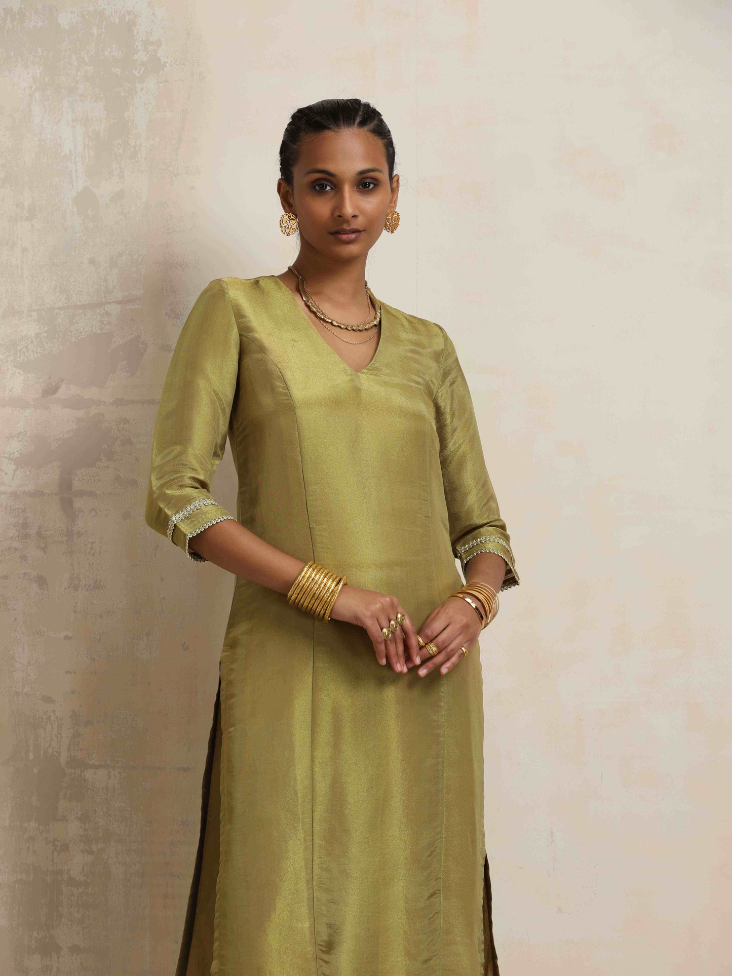trueBrowns Green Tissue Straight Kurta Set | Swadesiicart