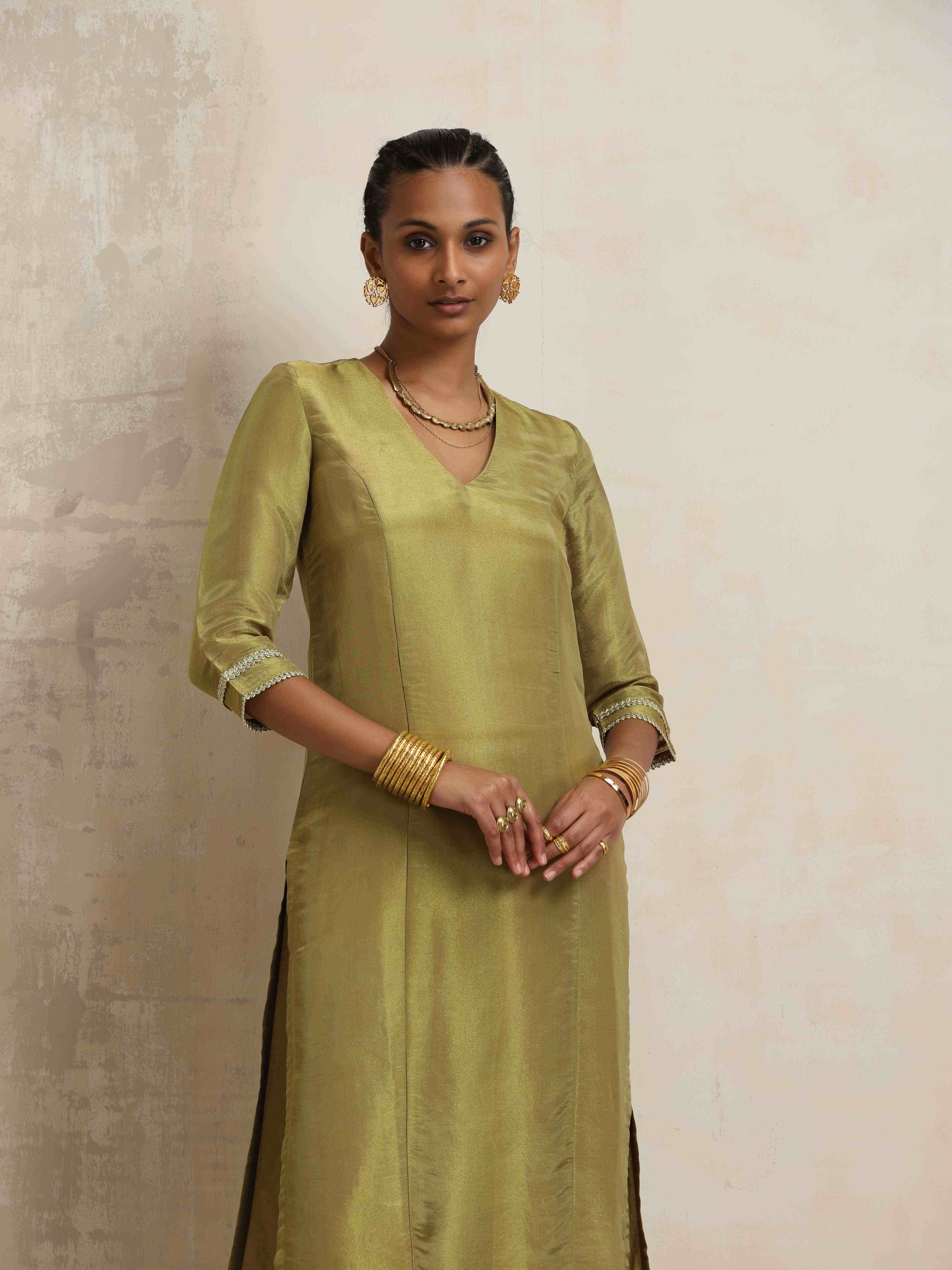 trueBrowns Green Tissue Straight Kurta Set | Swadesiicart