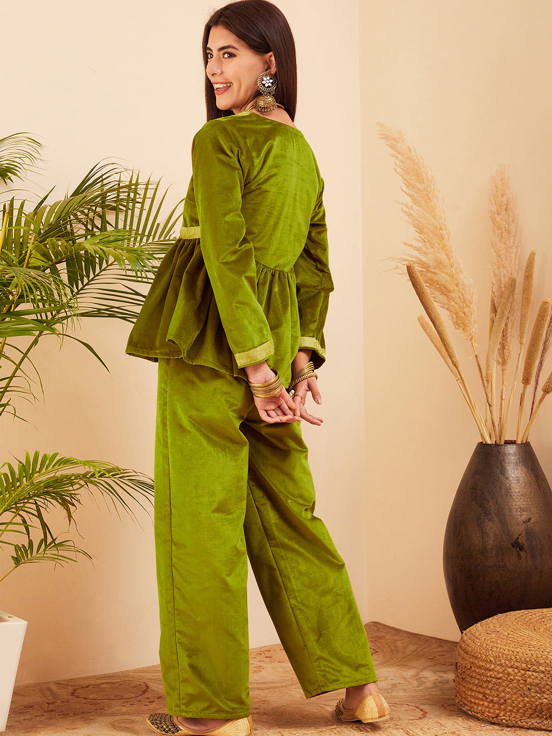 InWeave Women's Olive Mughal Shaan Style Velvet Short Kurta Set - Swadesiicart