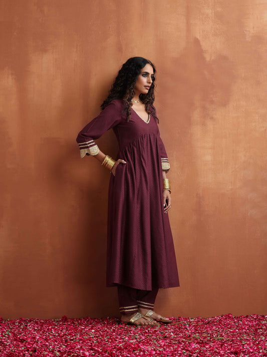 trueBrowns Maroon Flared Anarkali Kurta Set | Swadesiicart