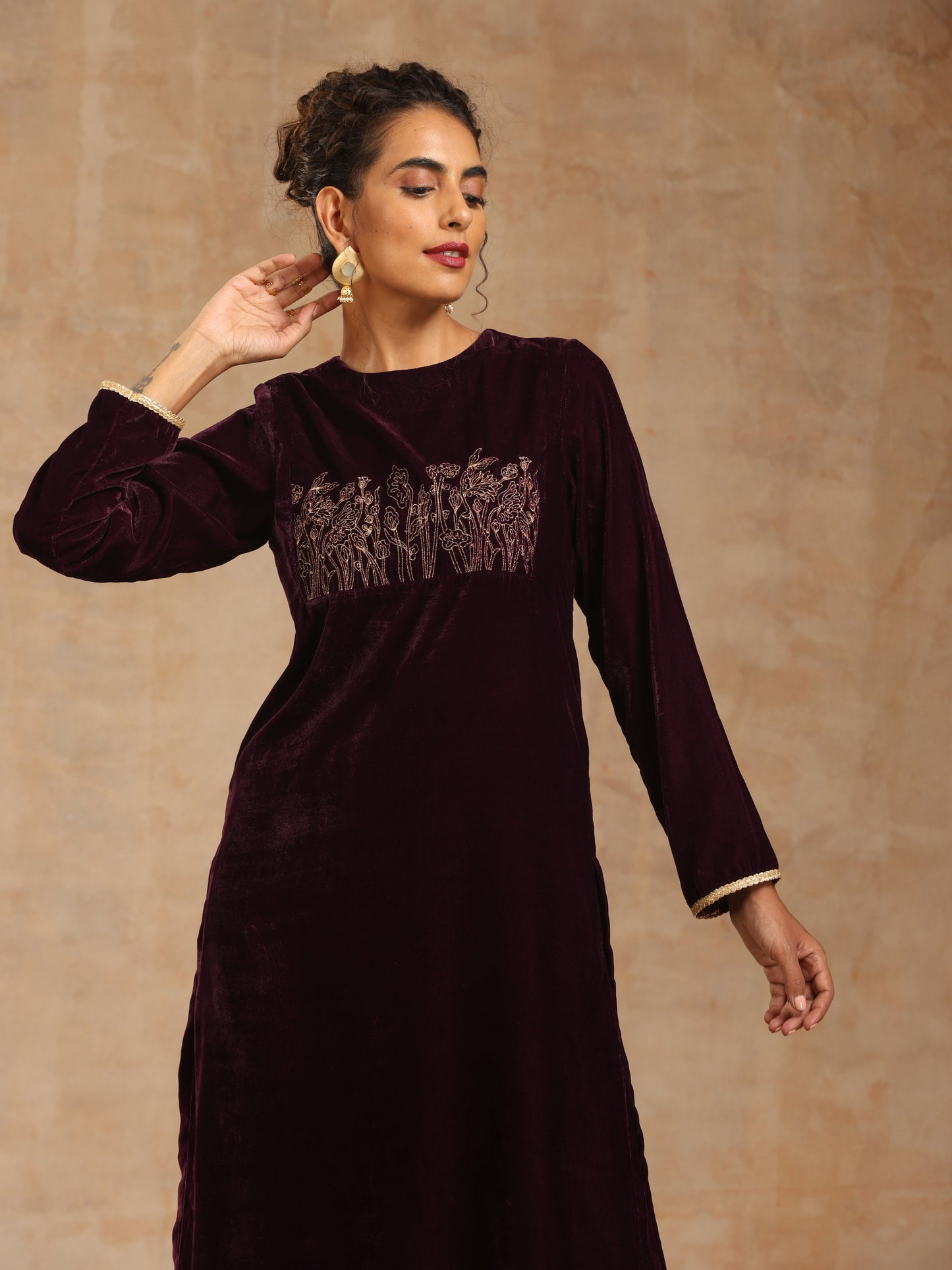 trueBrowns Wine Velvet Yoke Embroidered Kurta | Swadesiicart