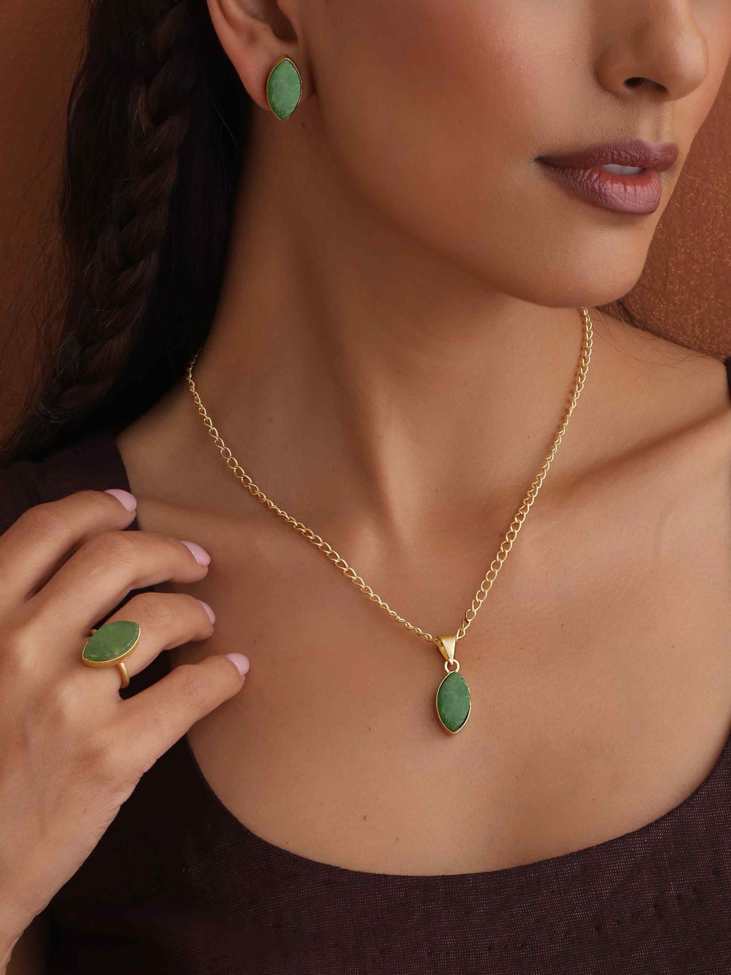 trueBrowns Gold Tone Green Stone Pendant Set - Swadesiicart