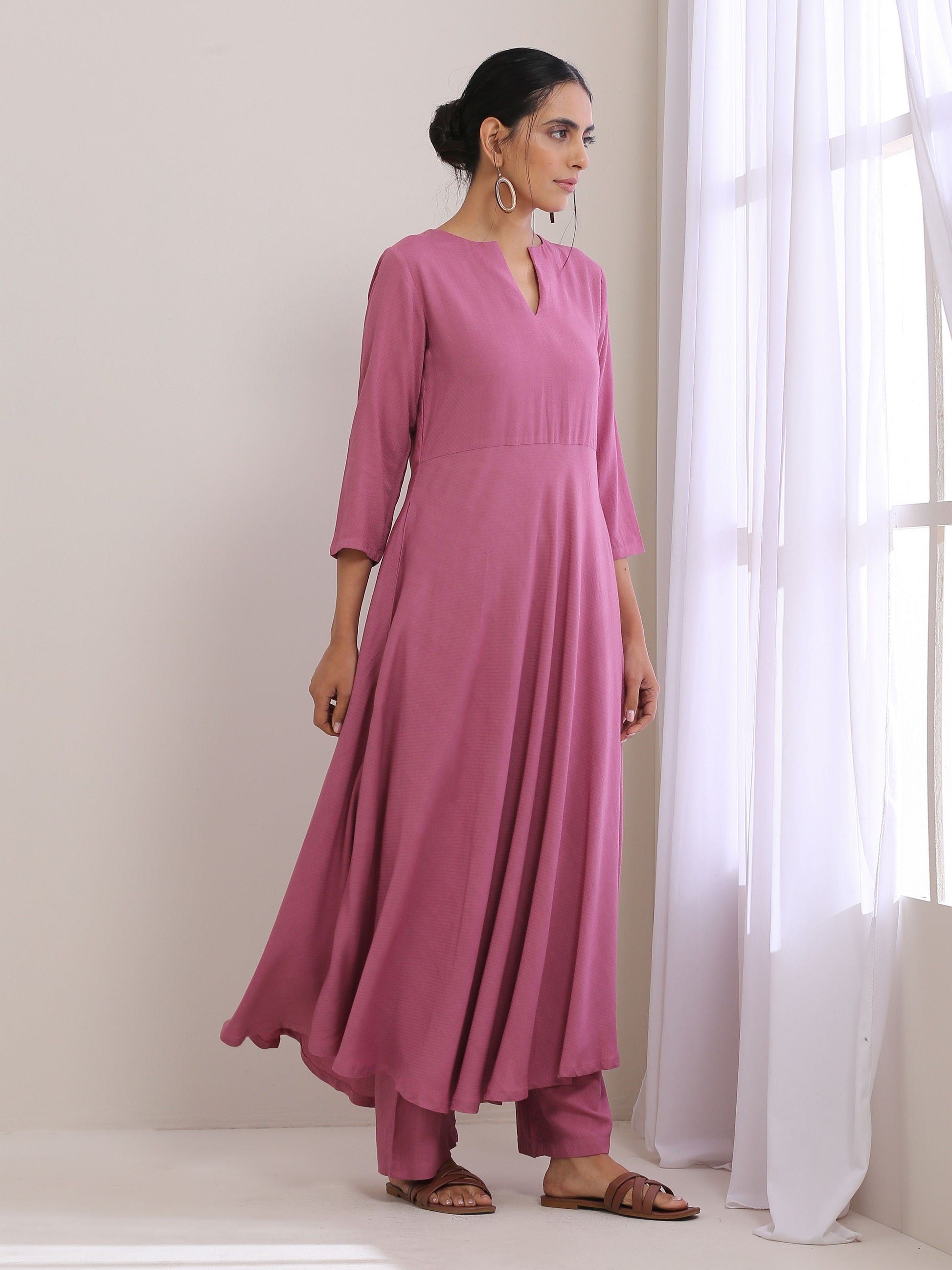 trueBrowns Onion Pink Dobby Anarkali Pant Set | Swadesiicart