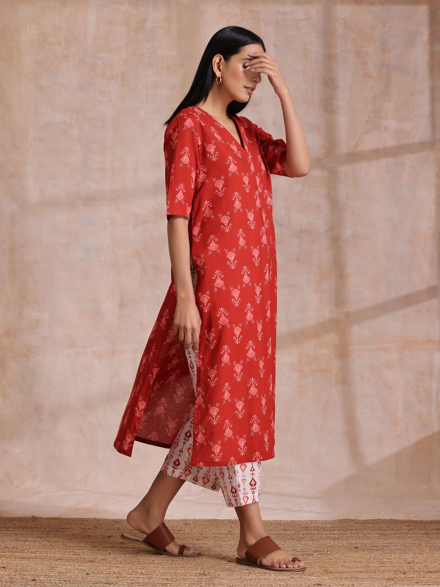 trueBrowns Red On Red Ikat Print Cotton Kurta Pant Set | Swadesiicart