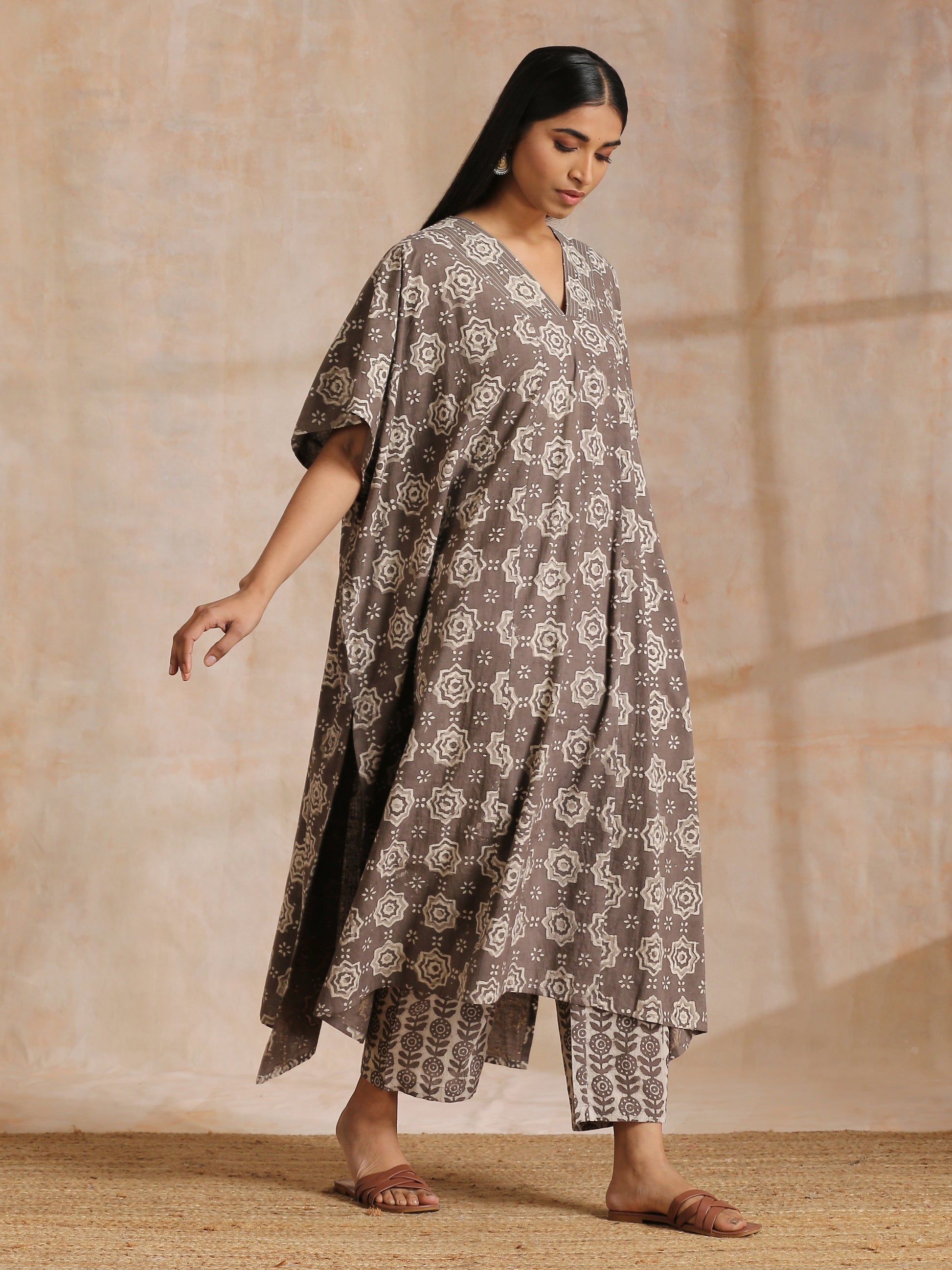 trueBrowns Clay Dabu Overall Print Cotton Panel Kaftan Kurta Pant Set | Swadesiicart