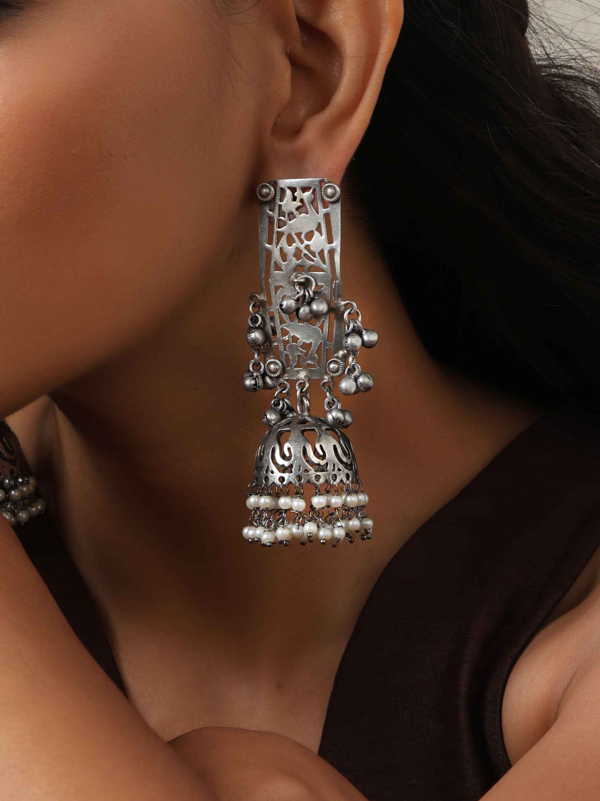 trueBrowns Silver Tone Floral Jhumka Earrings - Swadesiicart
