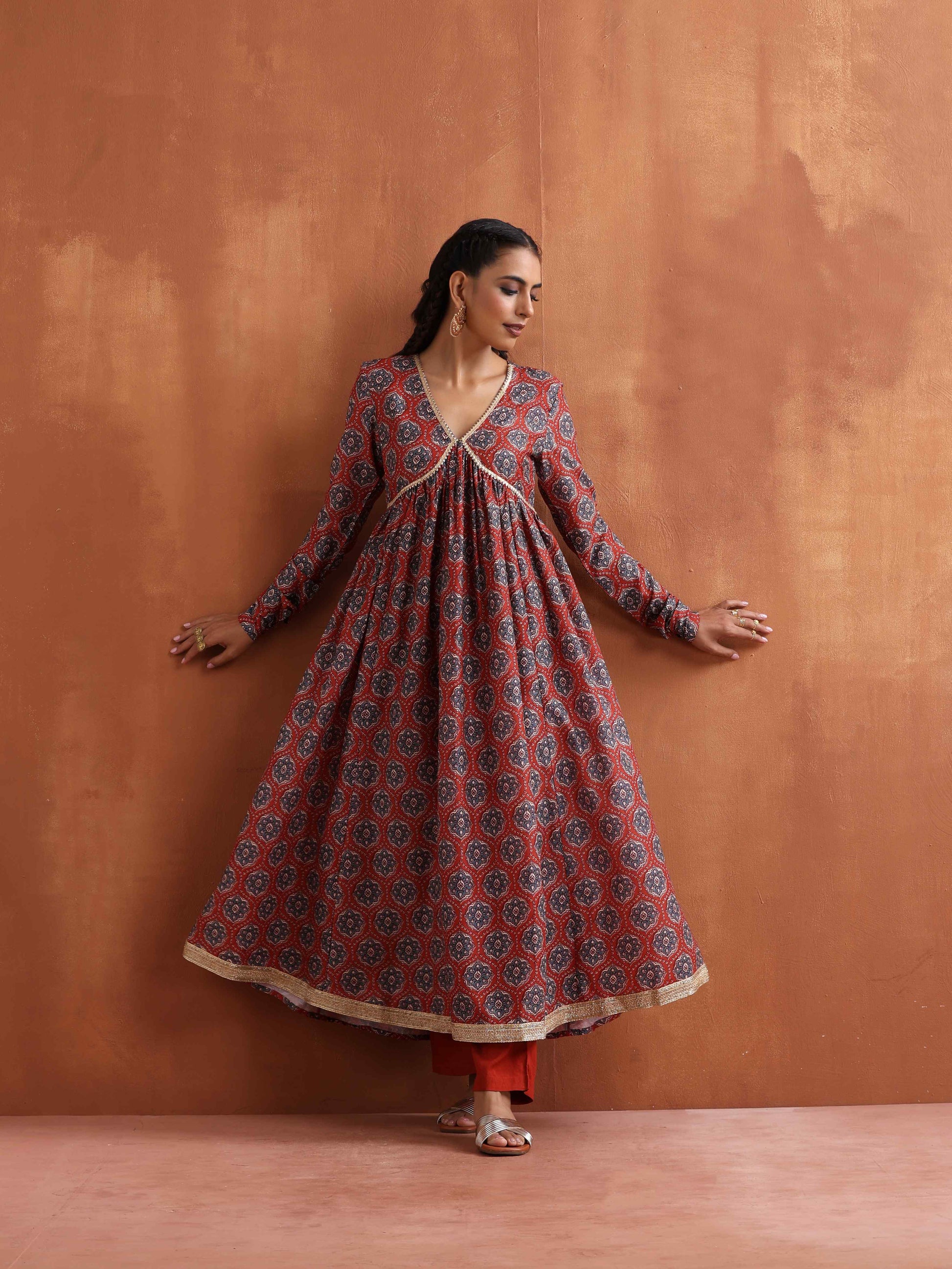 trueBrowns Rust Ajrak Print Flared Anarkali Kurta Set | Swadesiicart