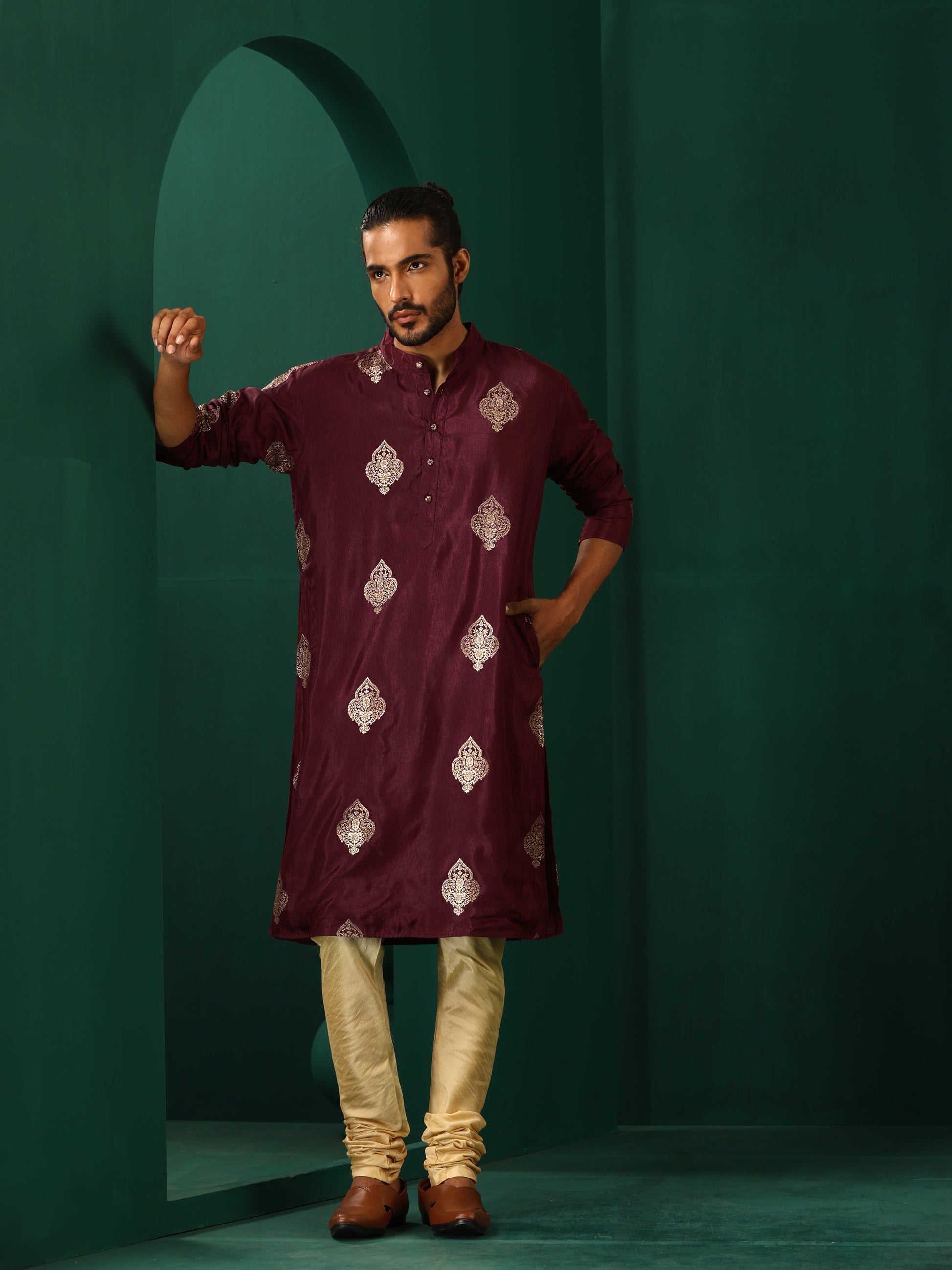 trueBrowns Men's Wine Geometric Viscose Silk Long Kurta | Swadesiicart