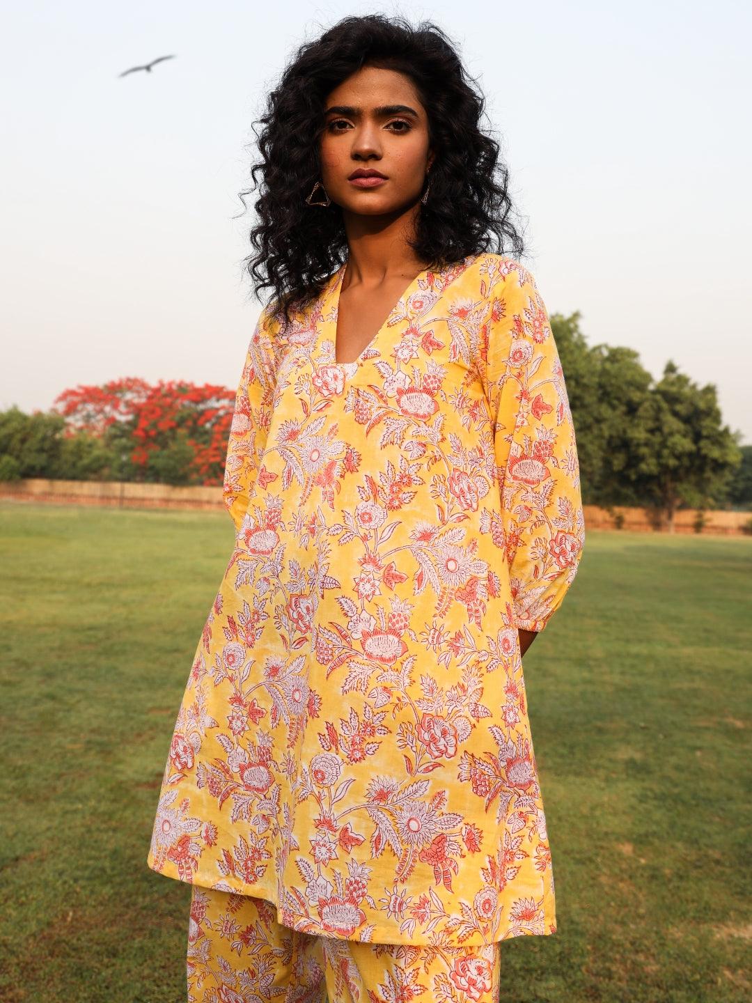 trueBrowns Yellow Cotton Block Print V-Square Neck Co-Ord Set - Swadesiicart