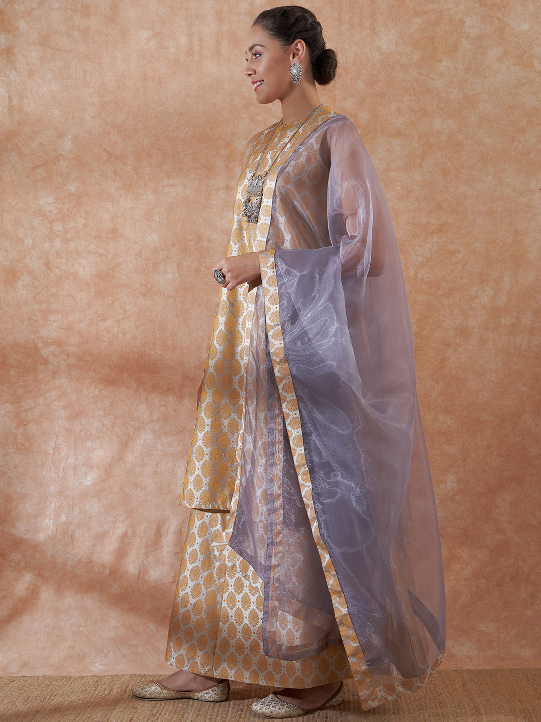 InWeave Women's Light Grey Jacquard Halter Kurta Set W Grey Or Dupatta - Swadesiicart
