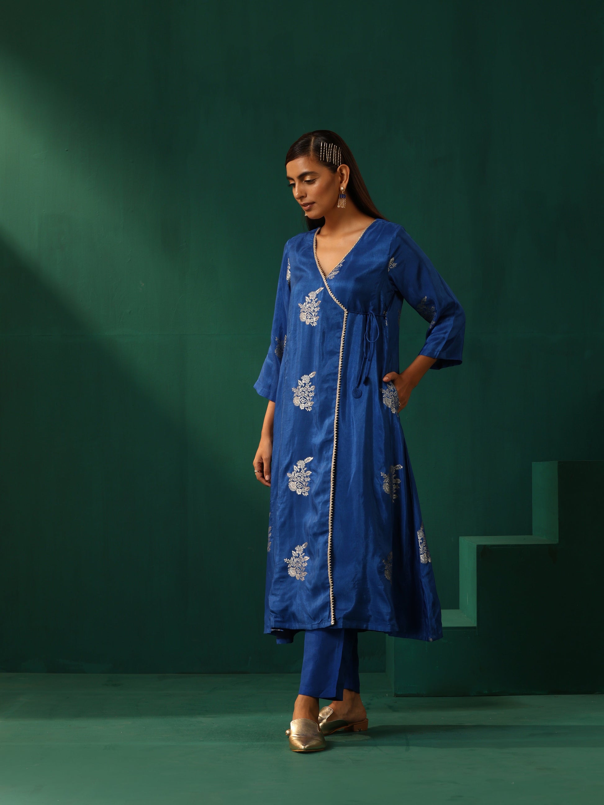 trueBrowns Royal Blue Floral Viscose Silk Angrakha Kurta Pant Set | Swadesiicart