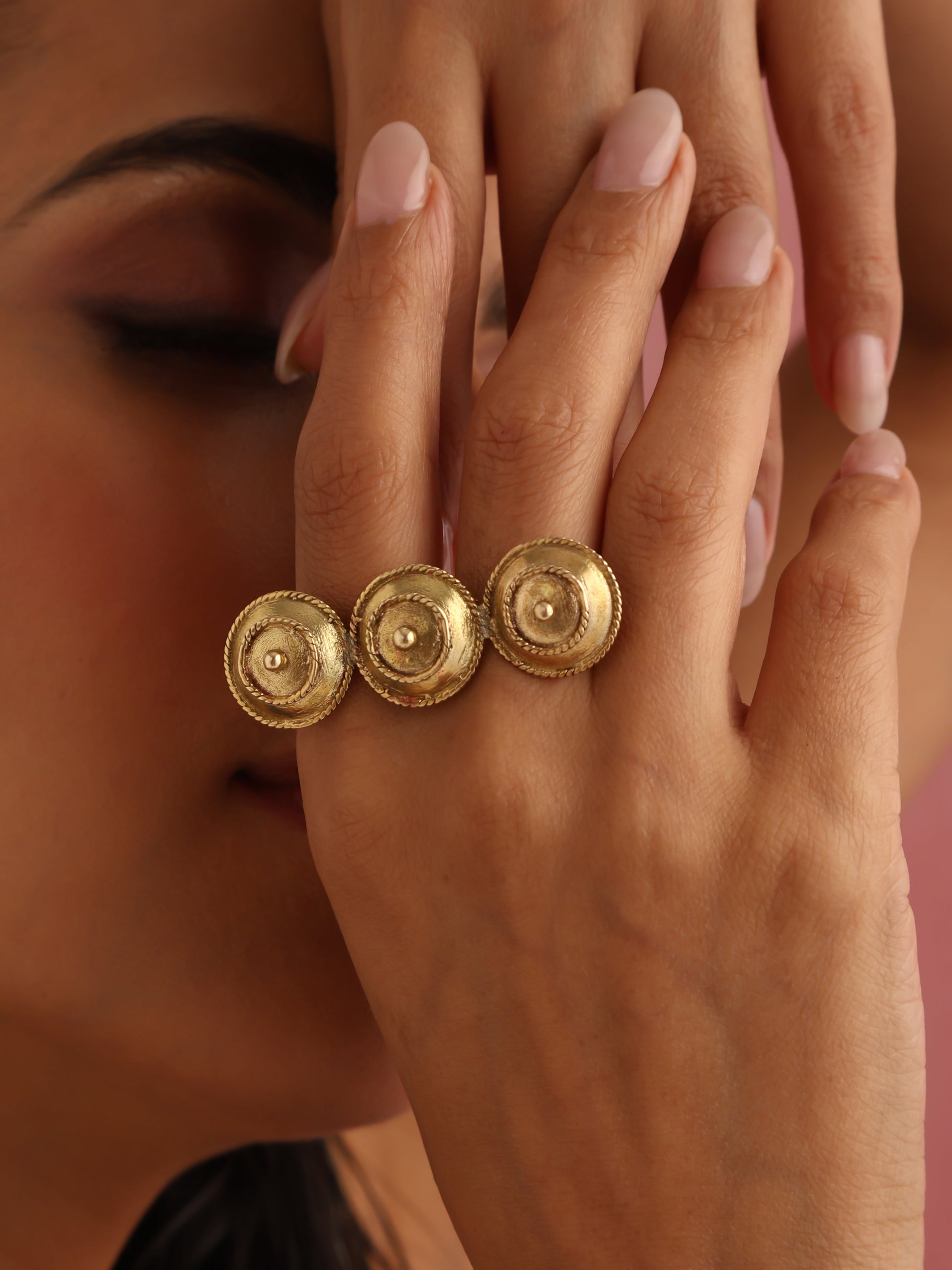 trueBrowns Brass Textured Two-Finger Ring | Swadesiicart