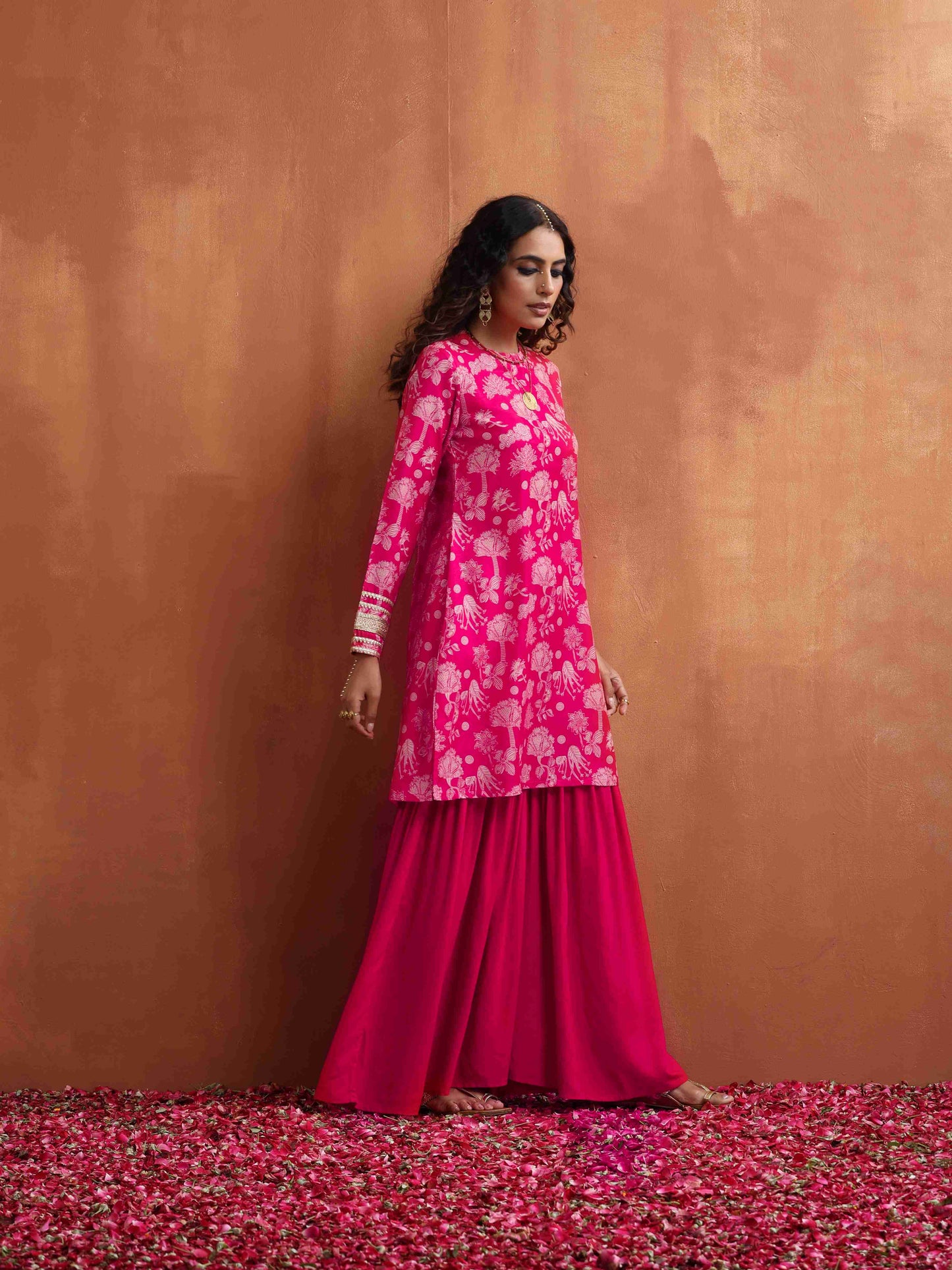 trueBrowns Red Print Sharara Set | Swadesiicart