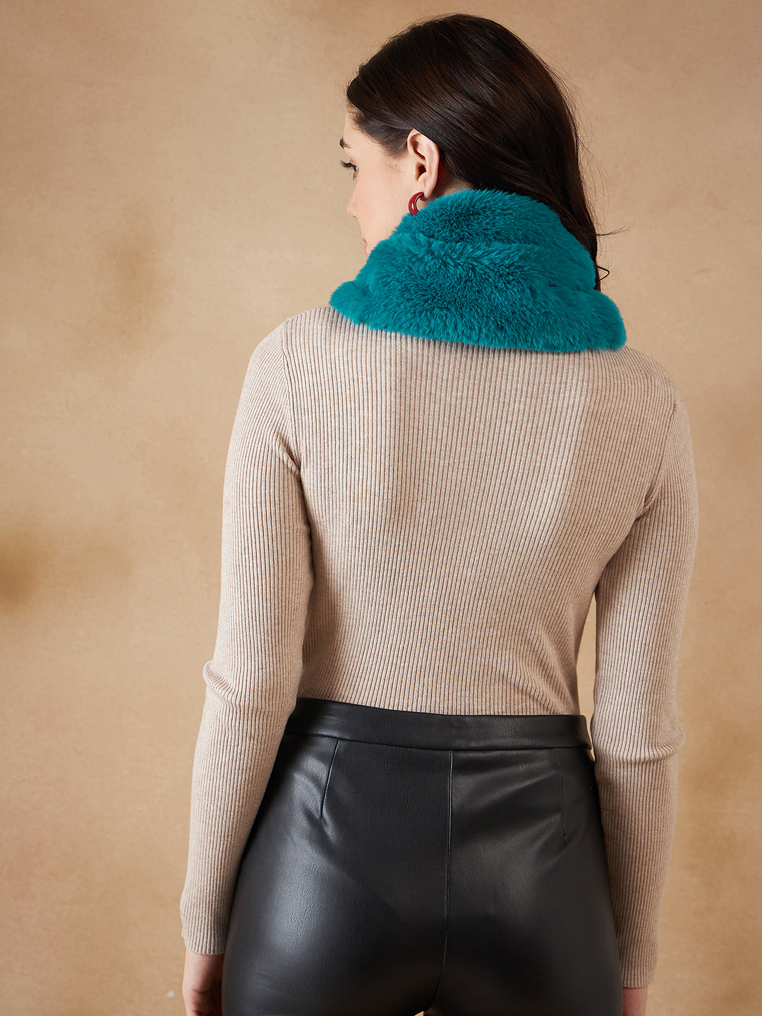 InWeave Women's Cyan Blue Faux Fur Neck Warmer - Swadesiicart