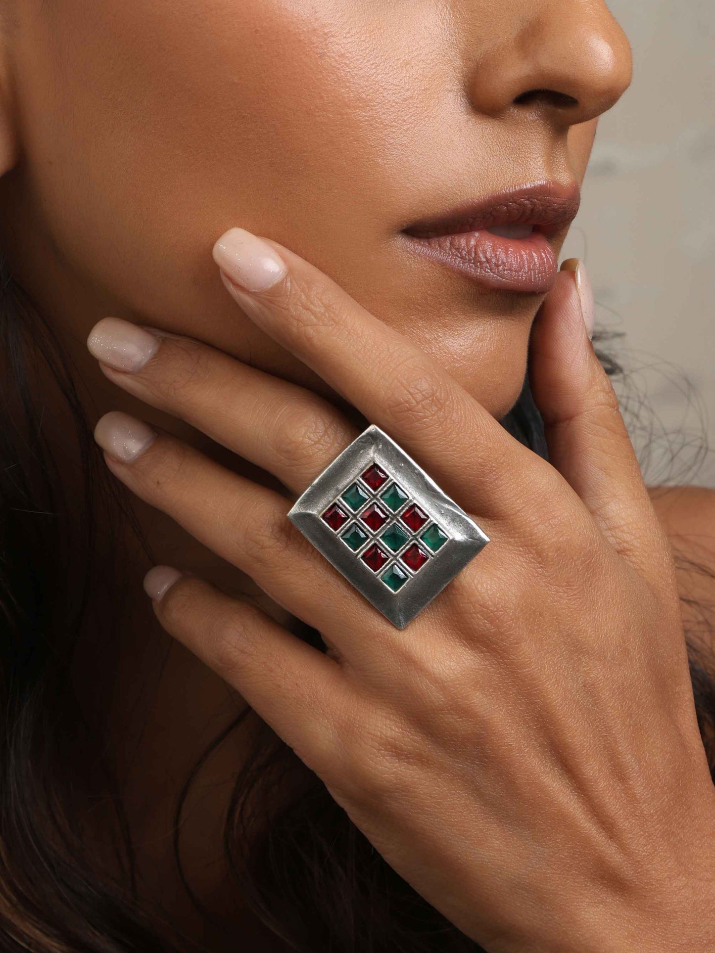 trueBrowns Silver Tone Rectangular Stone Ring | Swadesiicart