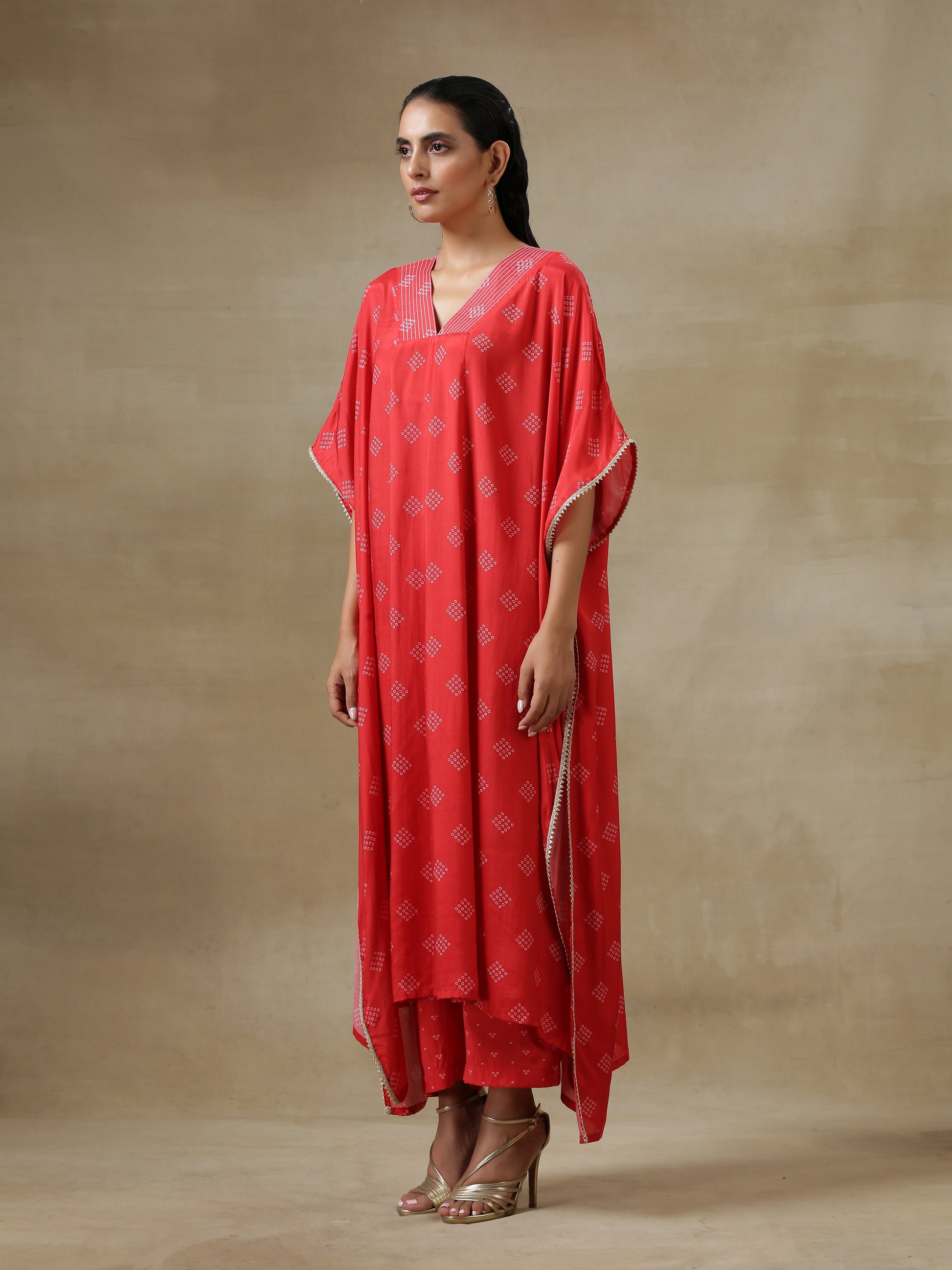 trueBrowns Red Bandhani Printed Silk Panel Kaftan Kurta Pant Set | Swadesiicart