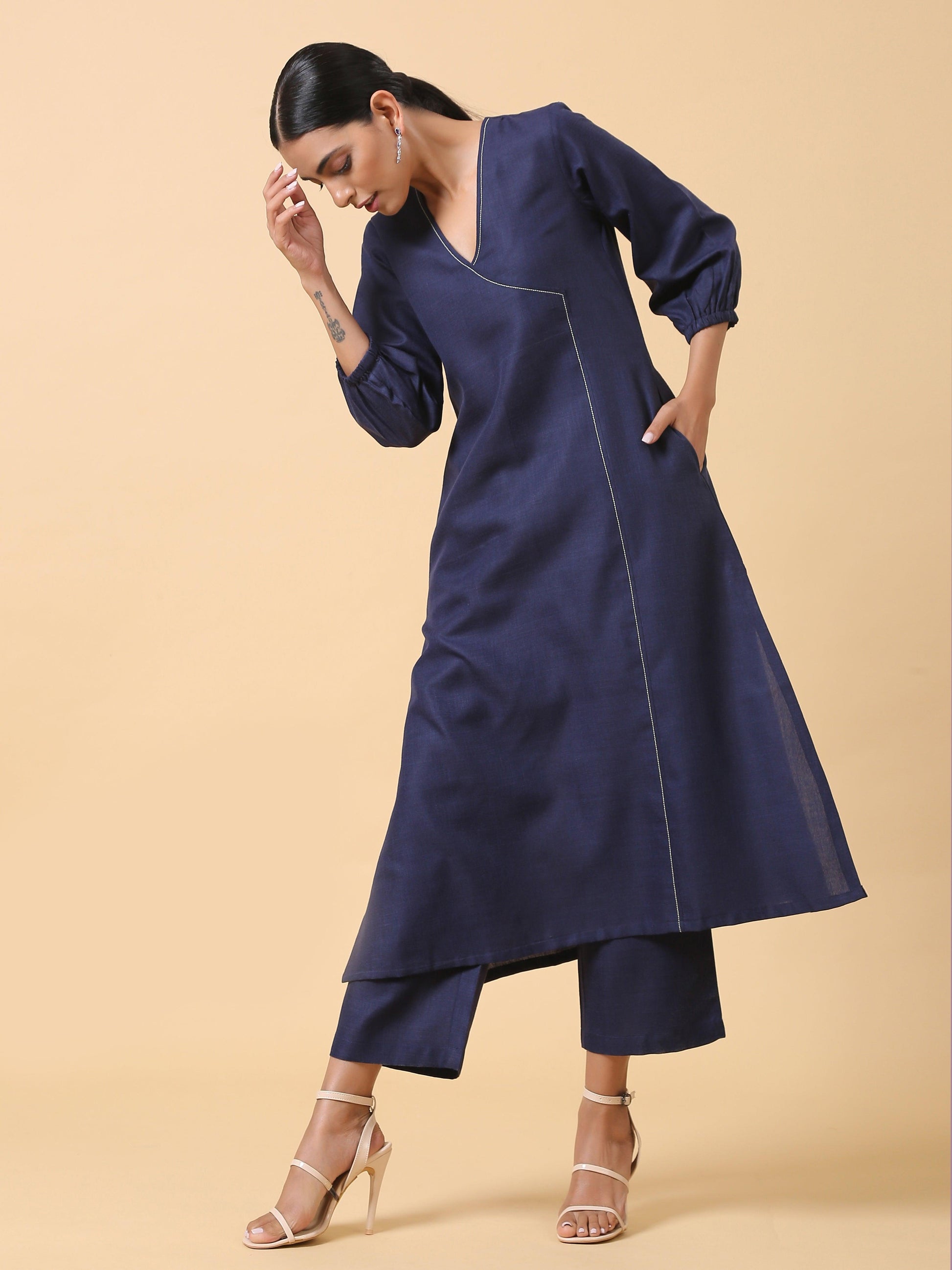 trueBrowns Cotton Linen Dark Blue Kurta Pant Set | Swadesiicart