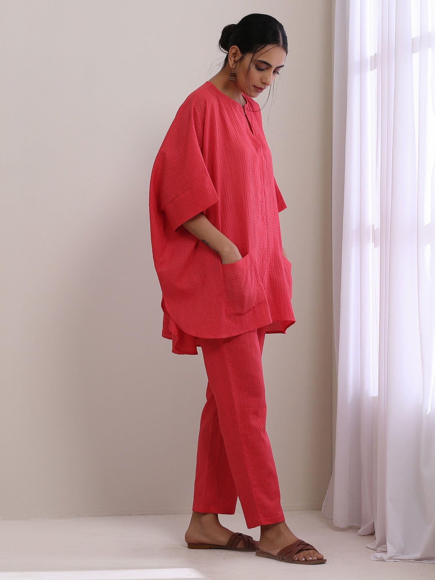trueBrowns Bright Pink Dobby Boxy Fit High Low Co-Ord Set - Swadesiicart