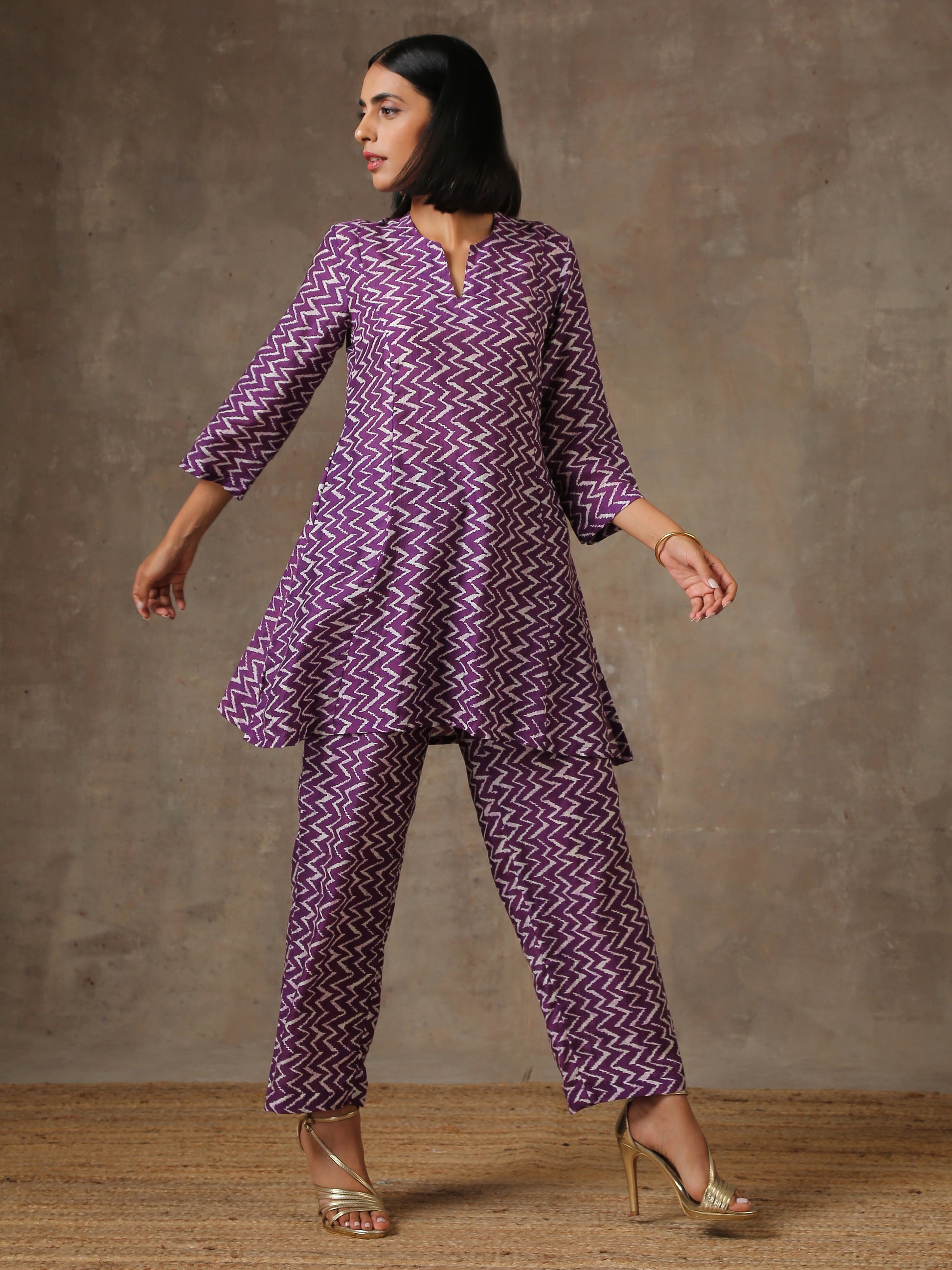 trueBrowns Purple White Lehariya Printed Silk Co-Ord Set - Swadesiicart