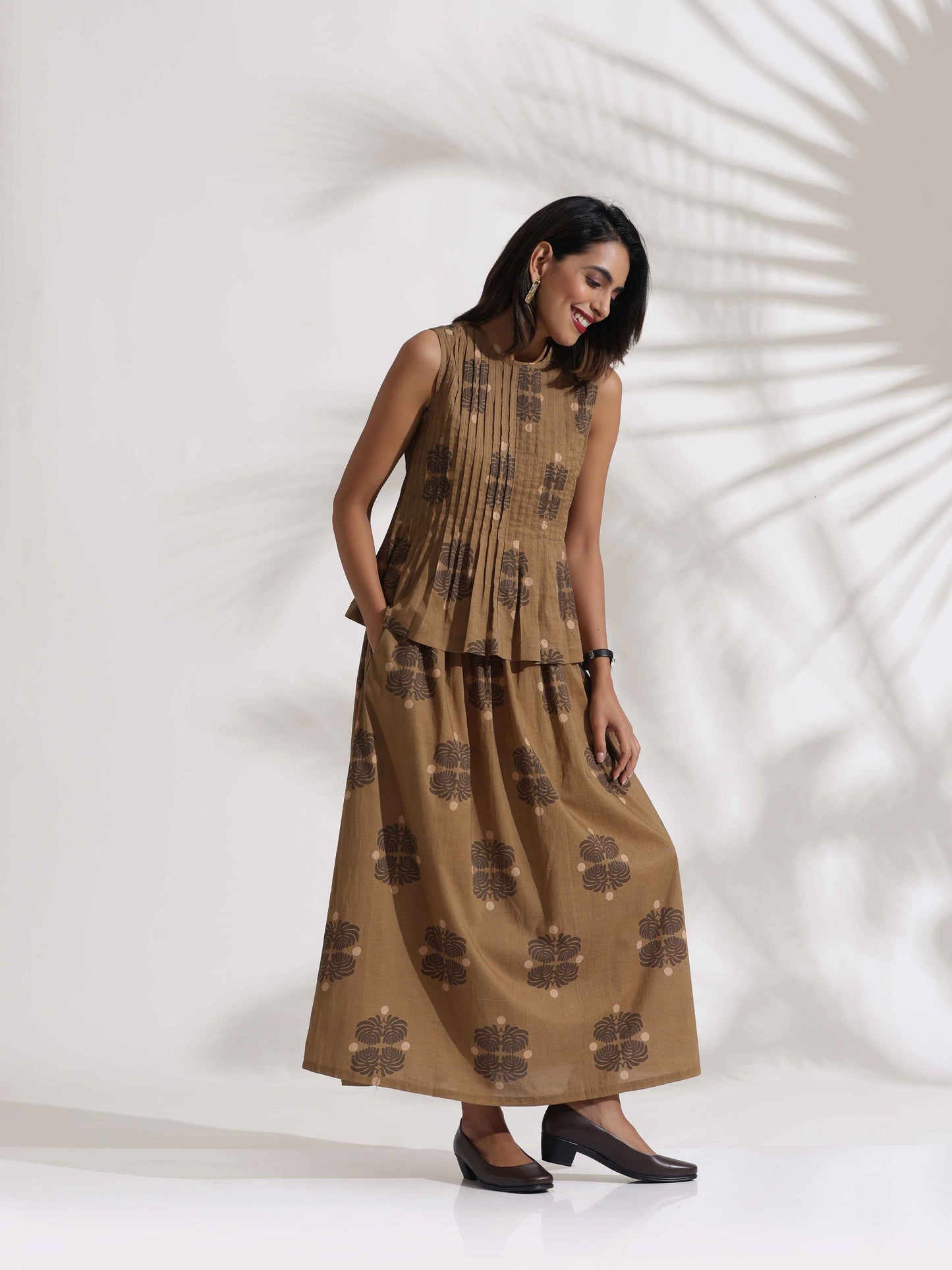 trueBrowns Beige Cotton Skirt Co-ord Set - Swadesiicart